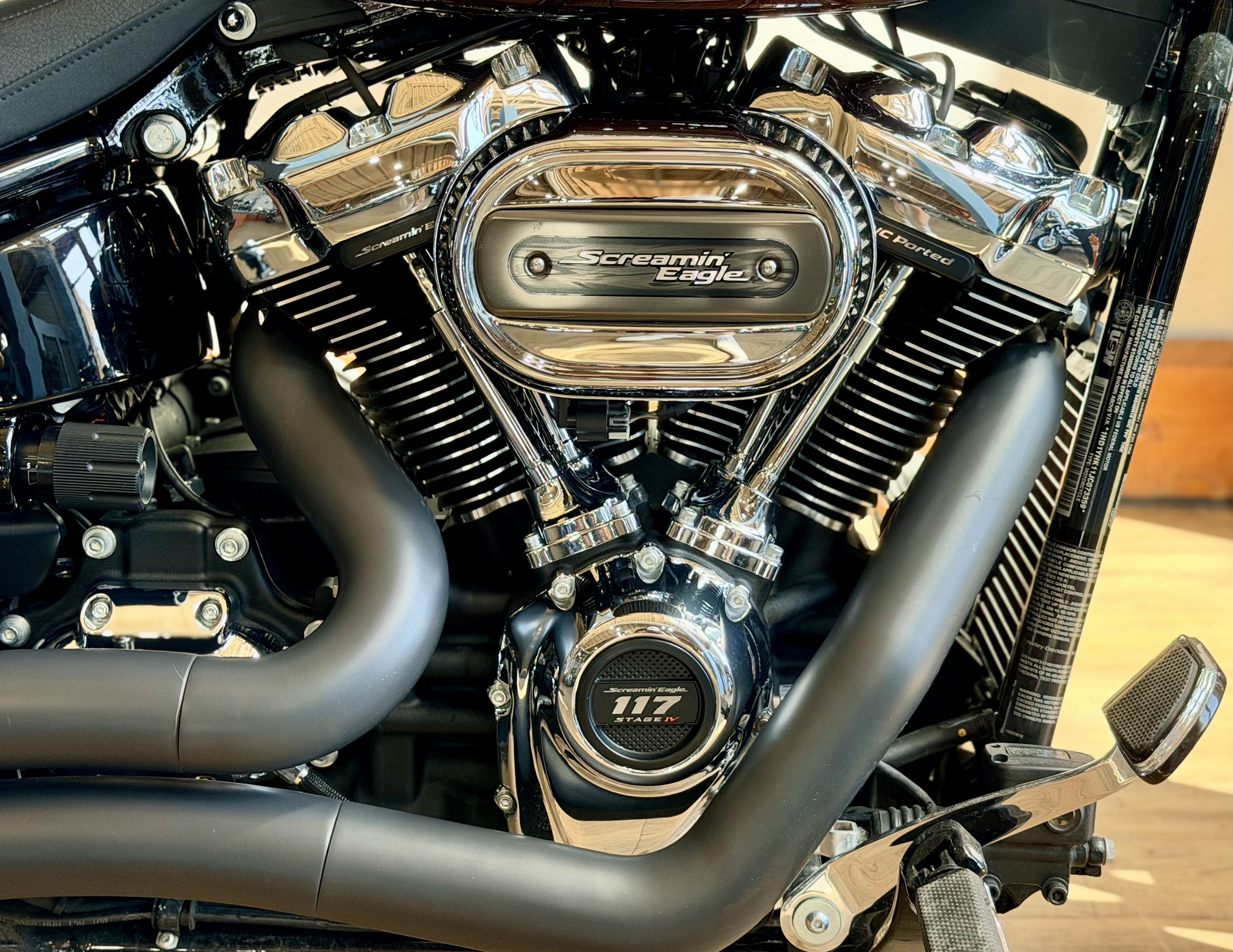 2018 Harley-Davidson Breakout® 114 in Loveland, Colorado - Photo 7