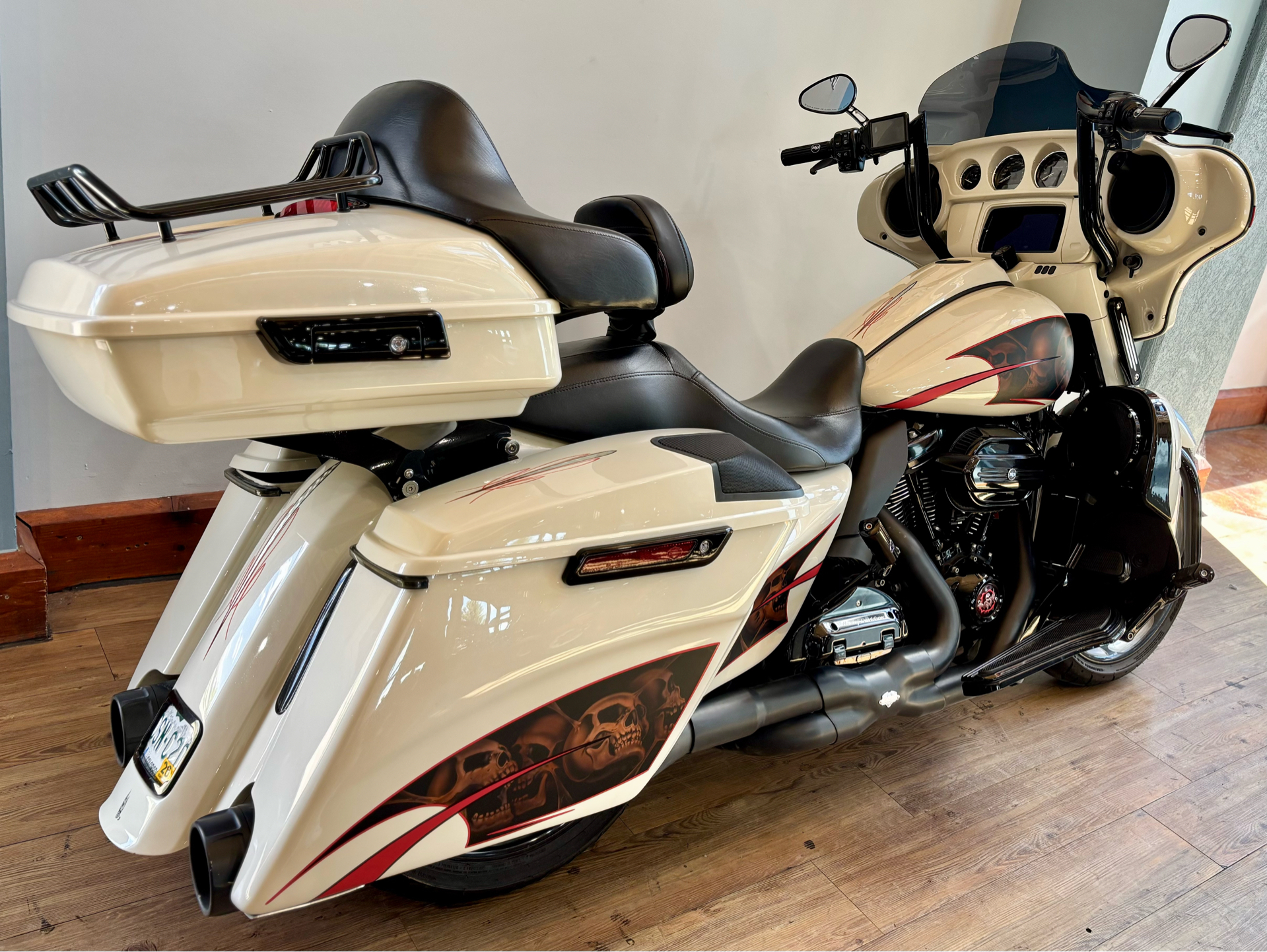 2019 Harley-Davidson Street Glide® Special in Loveland, Colorado - Photo 3