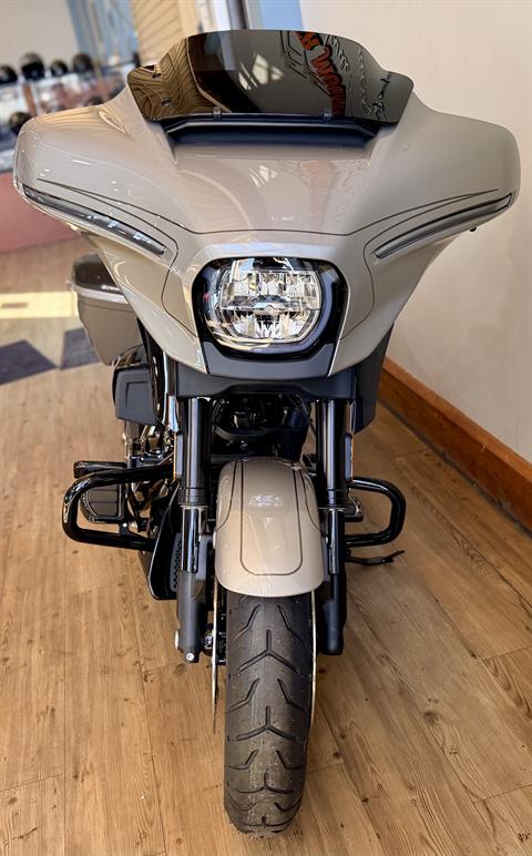 2023 Harley-Davidson CVO™ Street Glide® in Loveland, Colorado - Photo 4