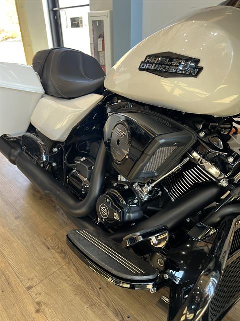 2025 Harley-Davidson Street Glide® in Loveland, Colorado - Photo 4