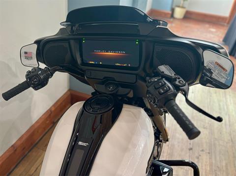 2025 Harley-Davidson Street Glide® in Loveland, Colorado - Photo 11