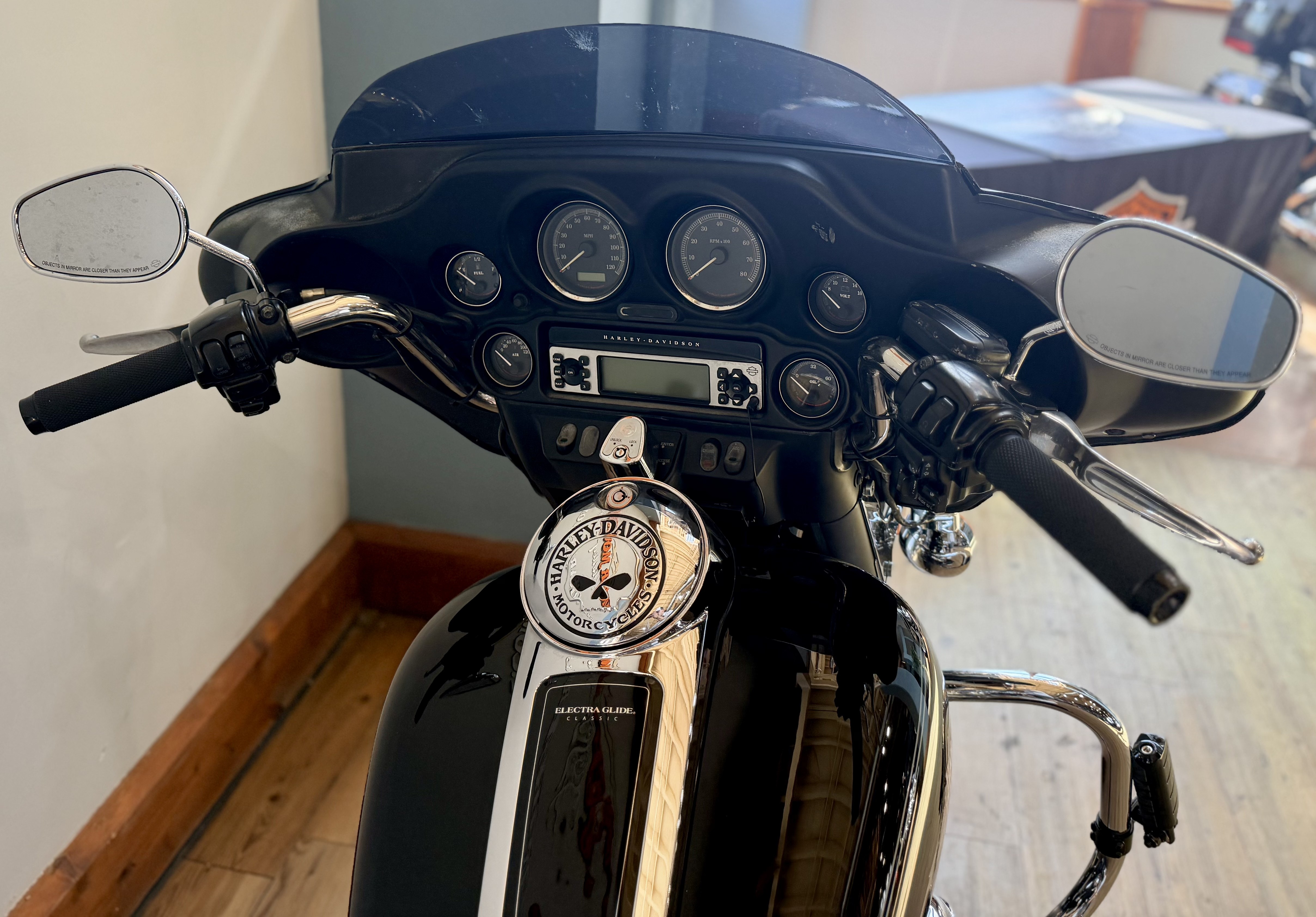 2008 Harley-Davidson Electra Glide® Classic in Loveland, Colorado - Photo 12