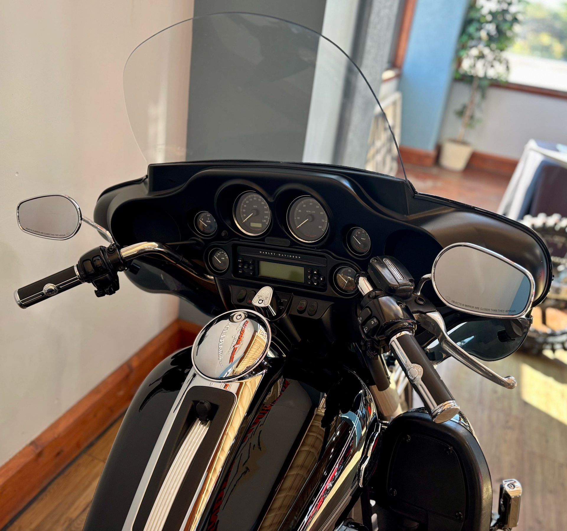 2013 Harley-Davidson Ultra Classic® Electra Glide® in Loveland, Colorado - Photo 11