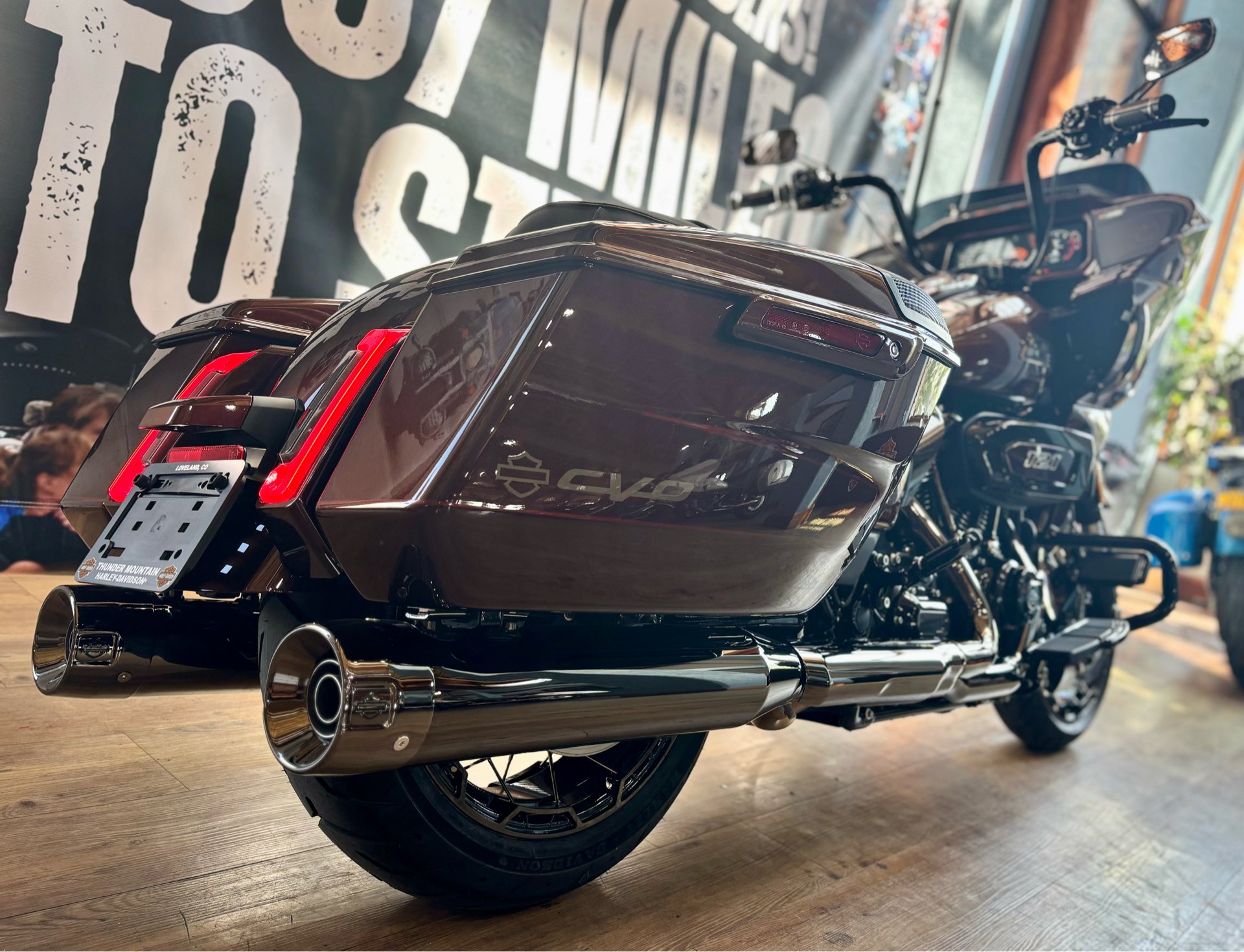 2024 Harley-Davidson CVO™ Road Glide® in Loveland, Colorado - Photo 14