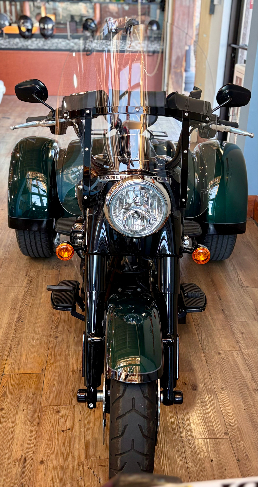 2024 Harley-Davidson Freewheeler® in Loveland, Colorado - Photo 4