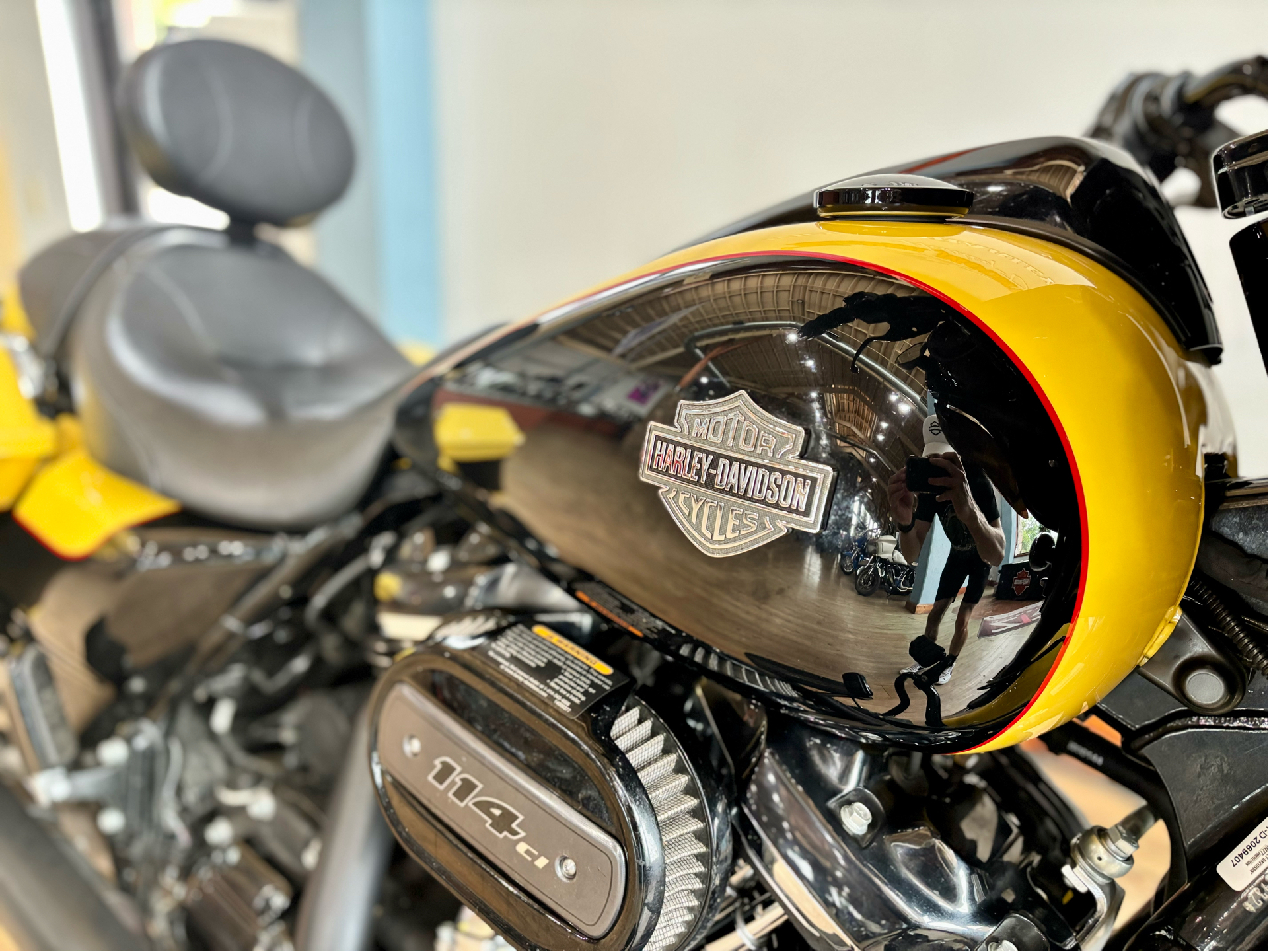 2023 Harley-Davidson Street Glide® Special in Loveland, Colorado - Photo 6