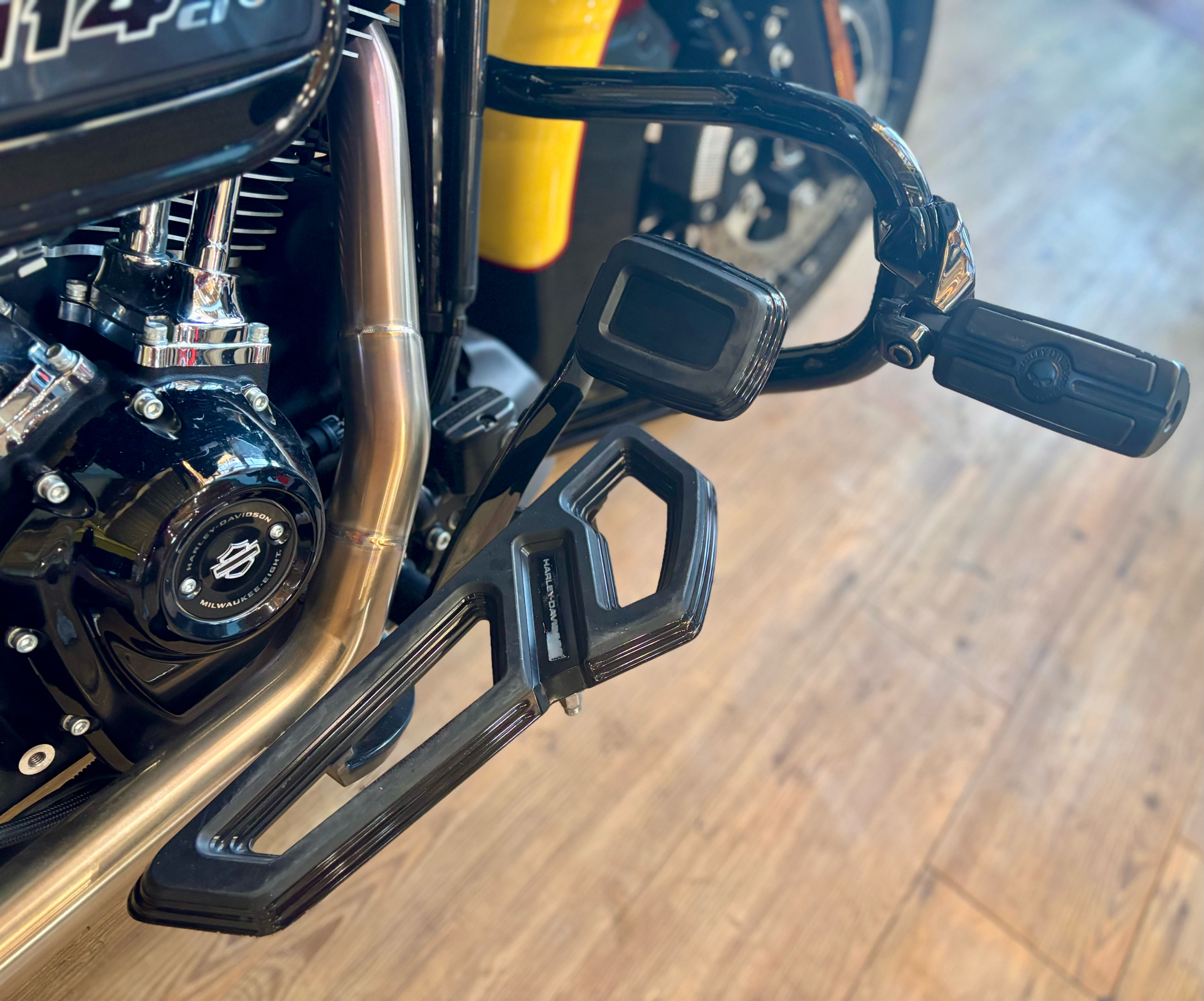 2023 Harley-Davidson Street Glide® Special in Loveland, Colorado - Photo 6