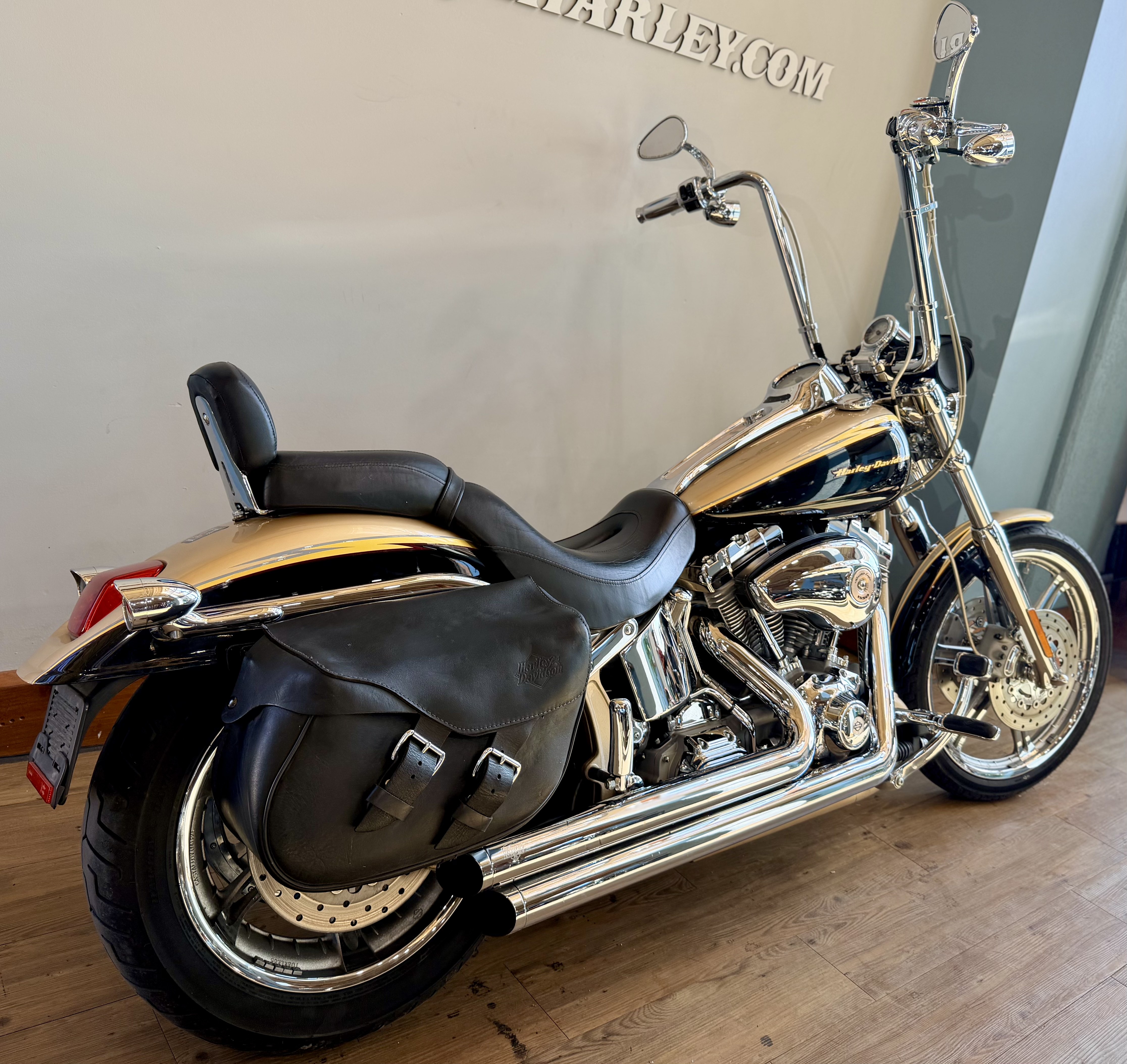 2003 Harley-Davidson Screamin' Eagle® Deuce™ in Loveland, Colorado - Photo 3