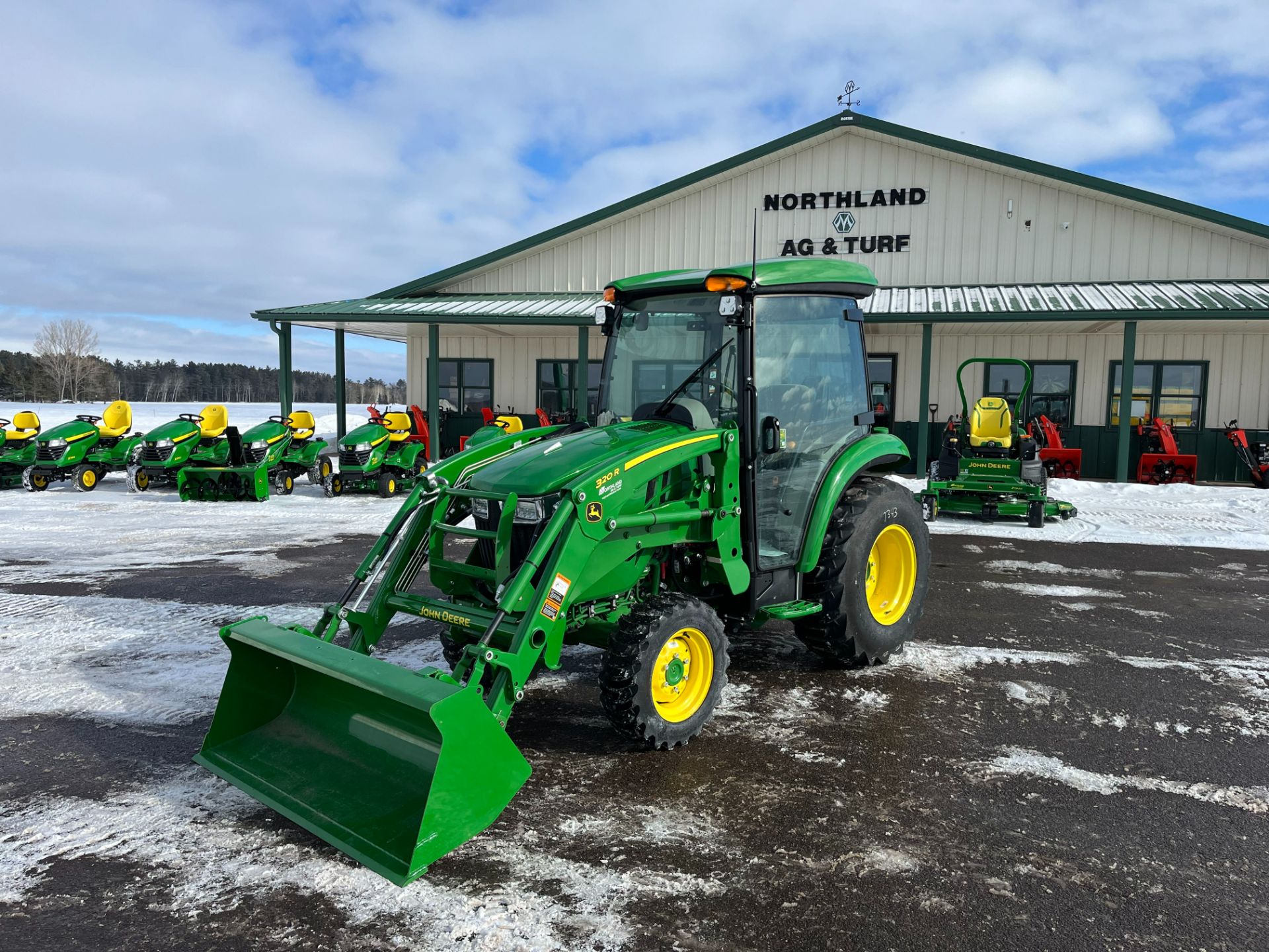 2025 John Deere 3033R Cab, Minnesota, Wisconsin, & Upper Michigan