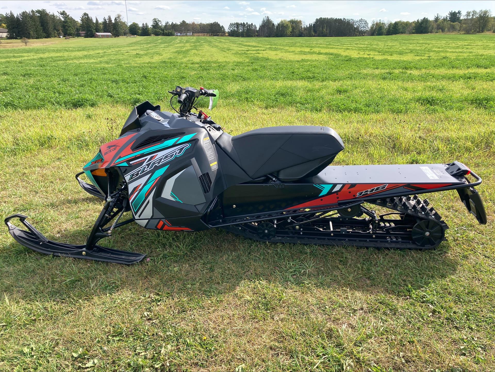 2024 Arctic Cat Blast XR 4000 in Grand Rapids, Minnesota - Photo 2