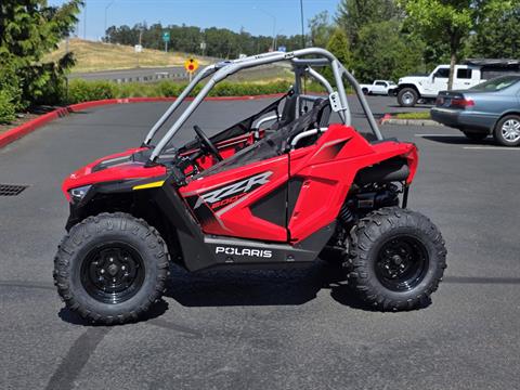 2026 Polaris RZR 200 EFI