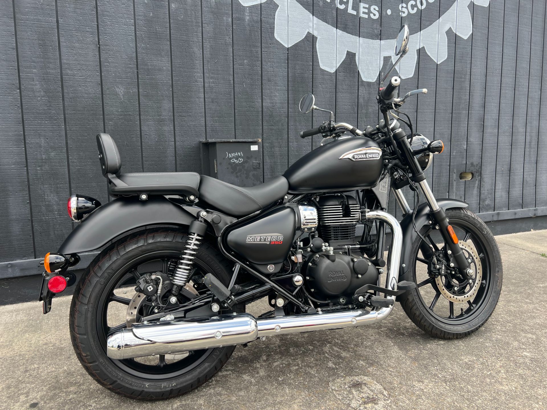 2024  Meteor 350 2