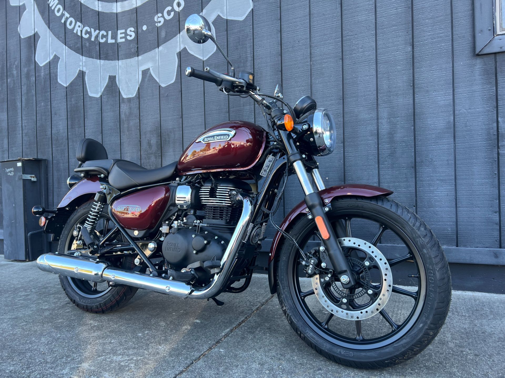 2024  Meteor 350 3