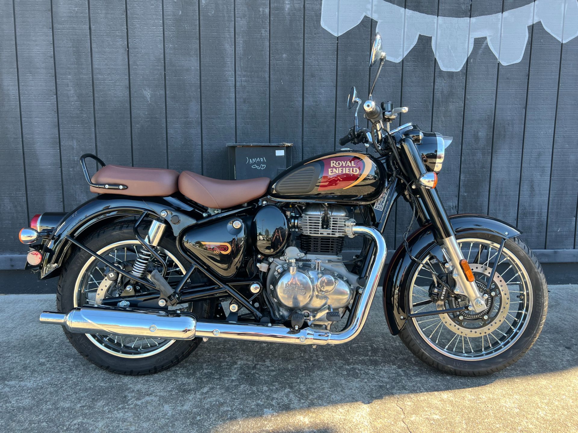2024  Classic 350 1