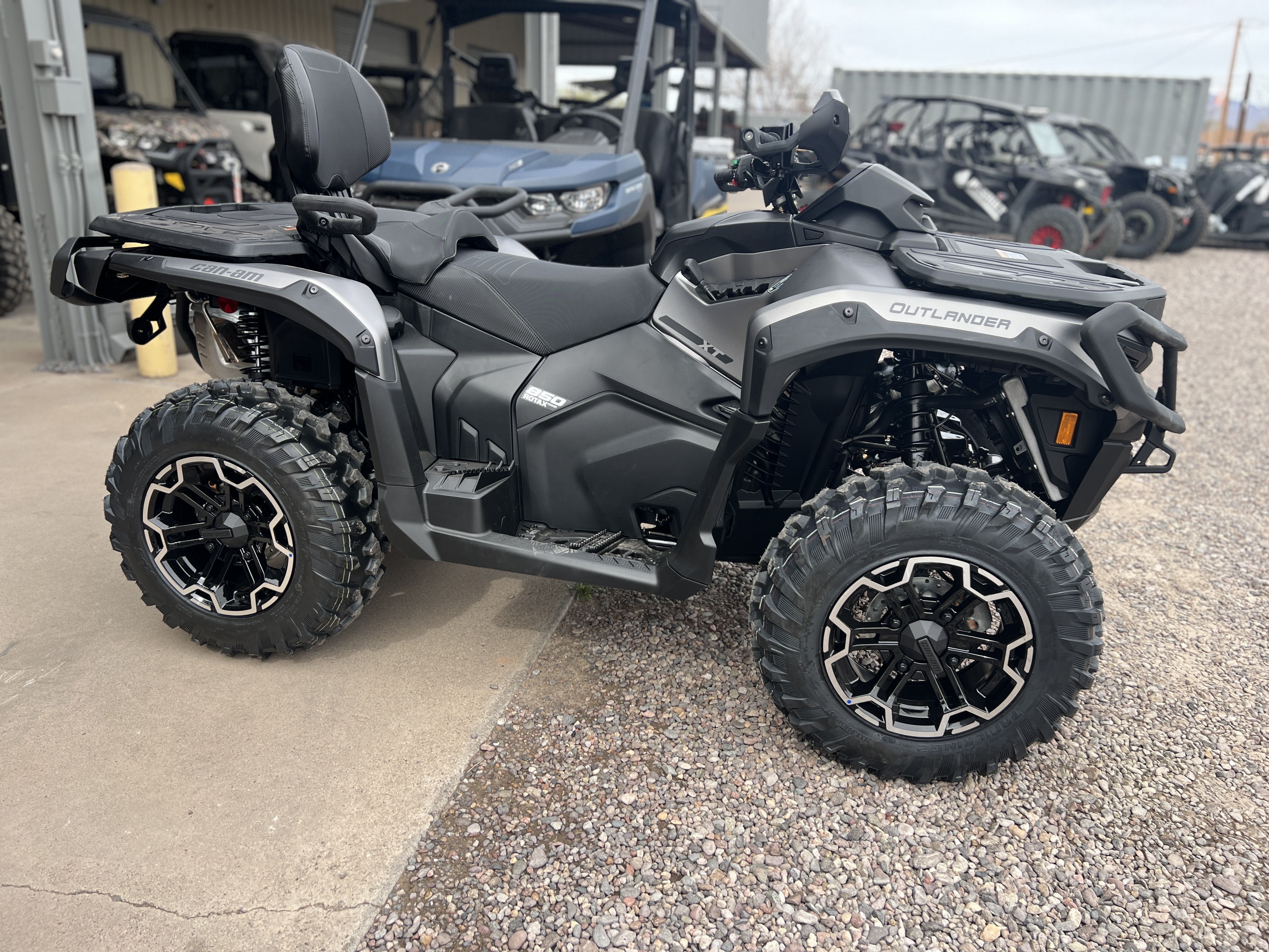 あつま New 2026 Can-Am Outlander MAX XT 850 | ATVs in Tyrone PA | 0580