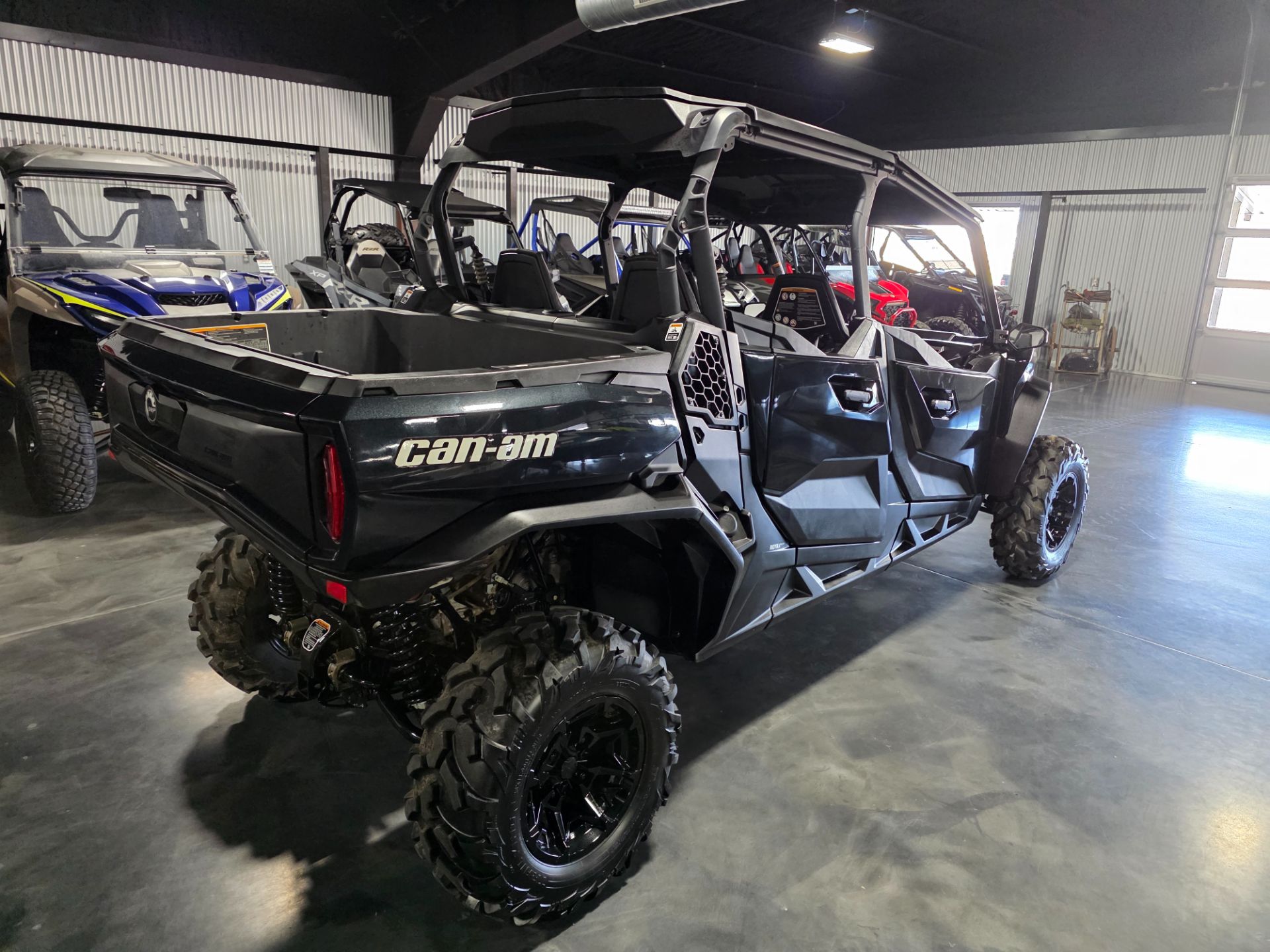 2024 Can-Am Commander MAX XT 700 Utility Vehicles Durant Oklahoma