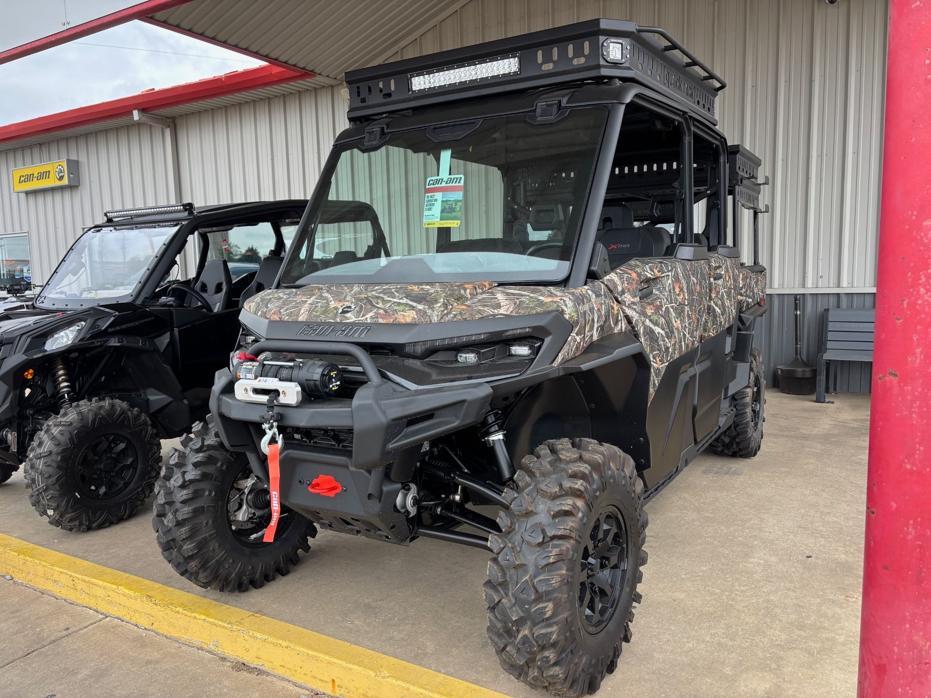 2026 Can-Am Defender MAX X MR HD11 With Half-Doors