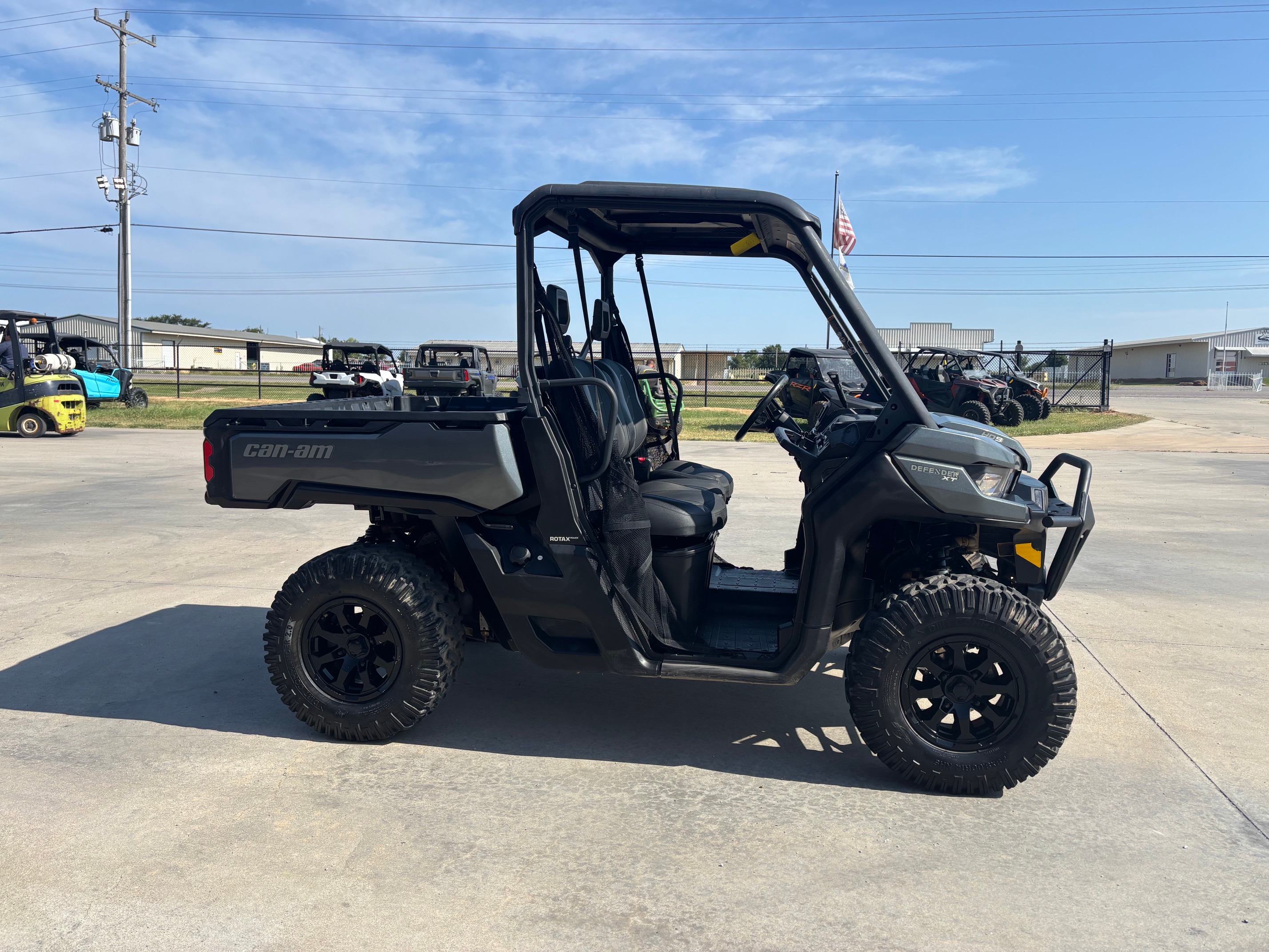 2024 Can-Am™ Defender XT HD9 5