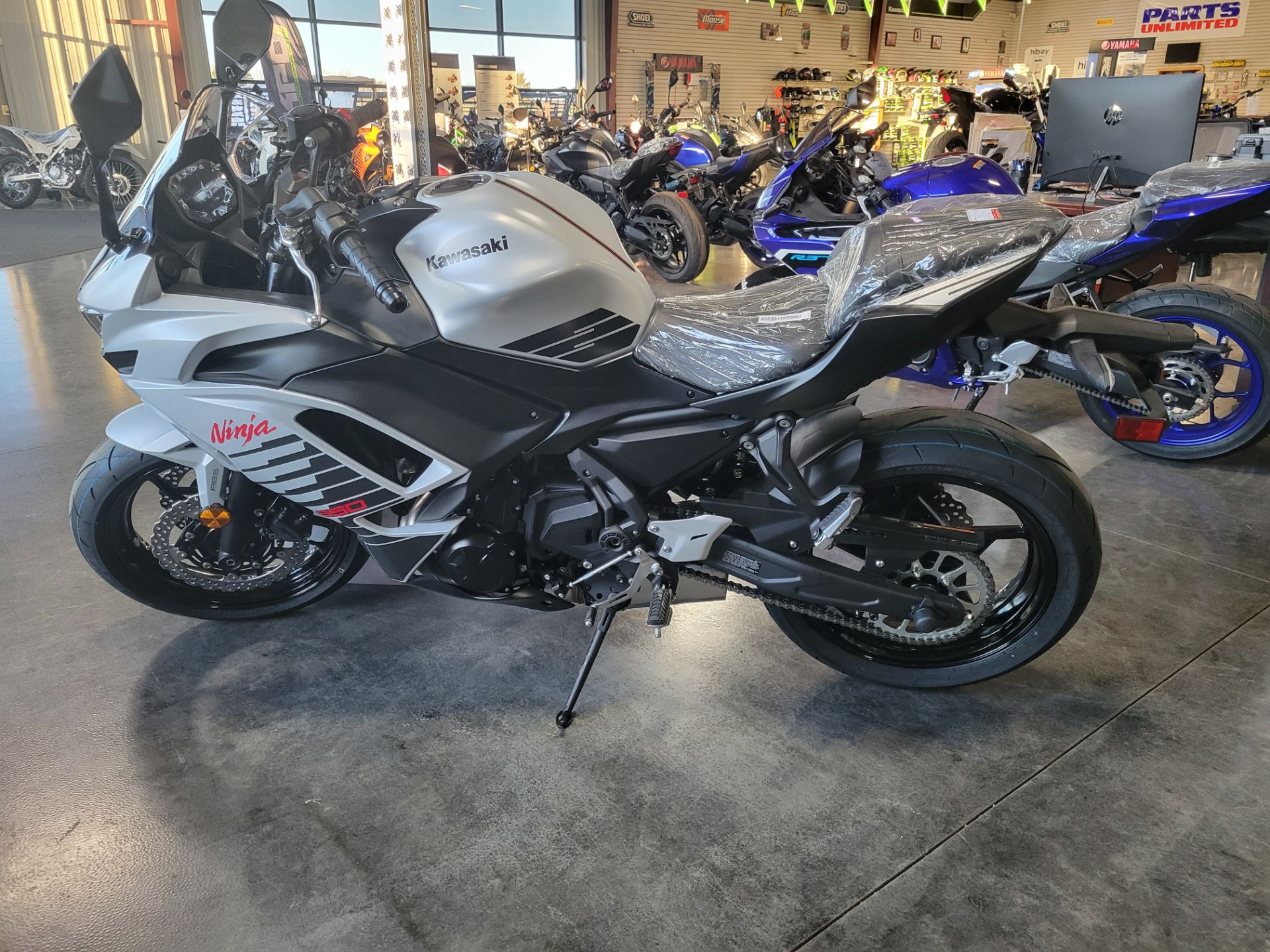 New 2026 Kawasaki Ninja 650 ABS, Hesston KS | Specs, Price, Photos