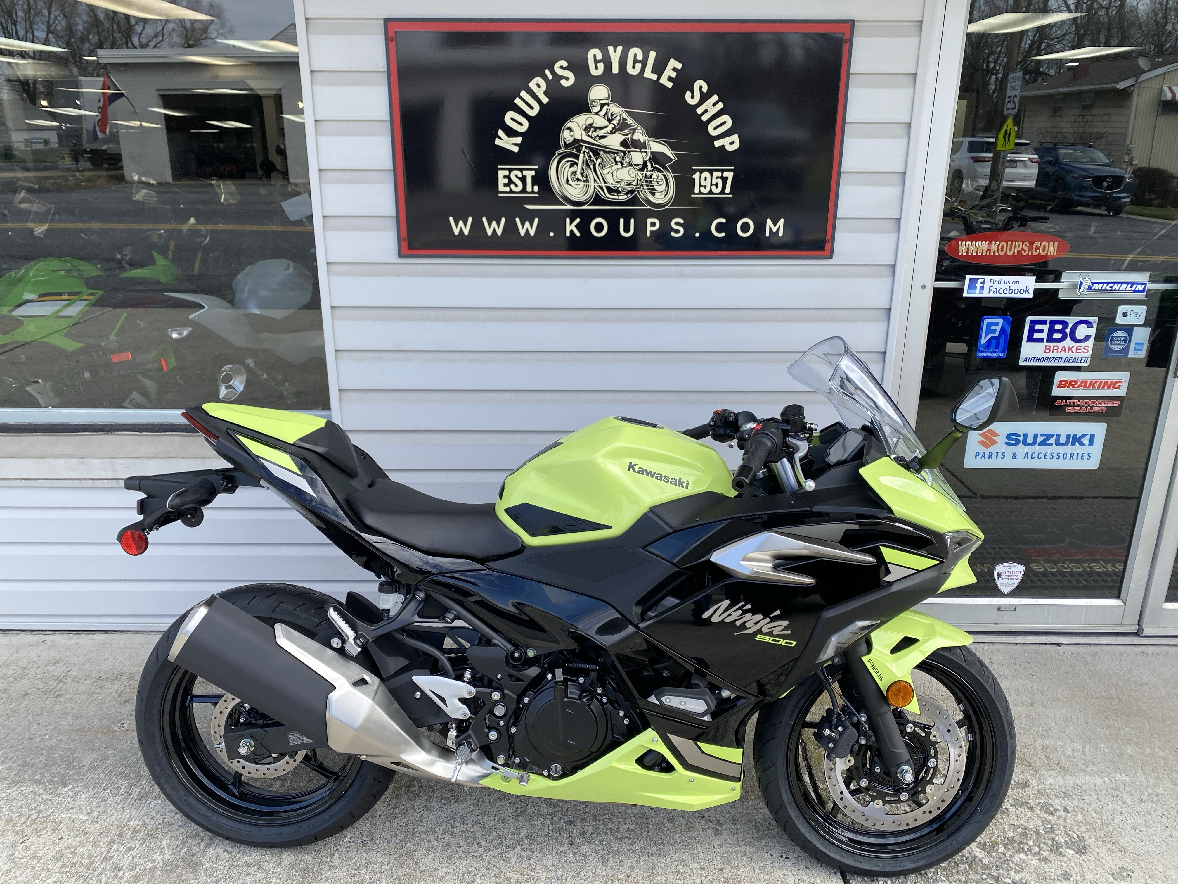 New 2026 Kawasaki Ninja 500 SE ABS, Harrisburg PA | Specs, Price