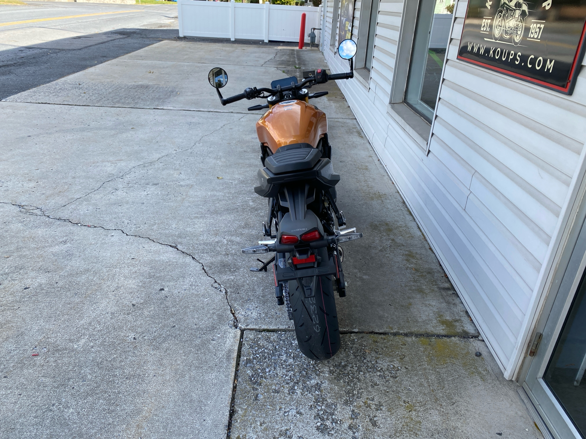 New 2026 Suzuki GSX-8T, Harrisburg PA | Specs, Price, Photos
