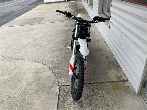 New 2026 Zero Motorcycles XE, Harrisburg PA | Specs, Price, Photos