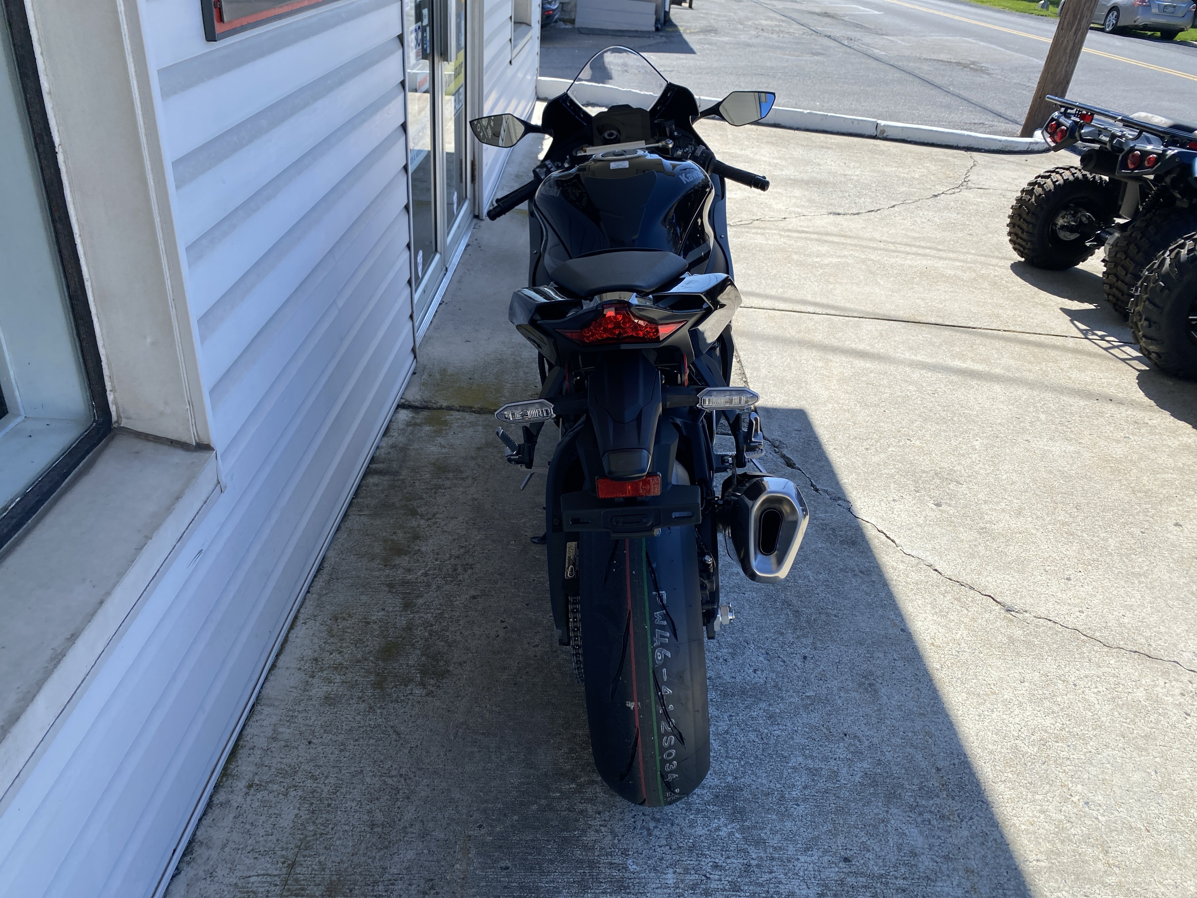 New 2026 Kawasaki Ninja® ZX™-10R ABS, Harrisburg PA | Specs, Price