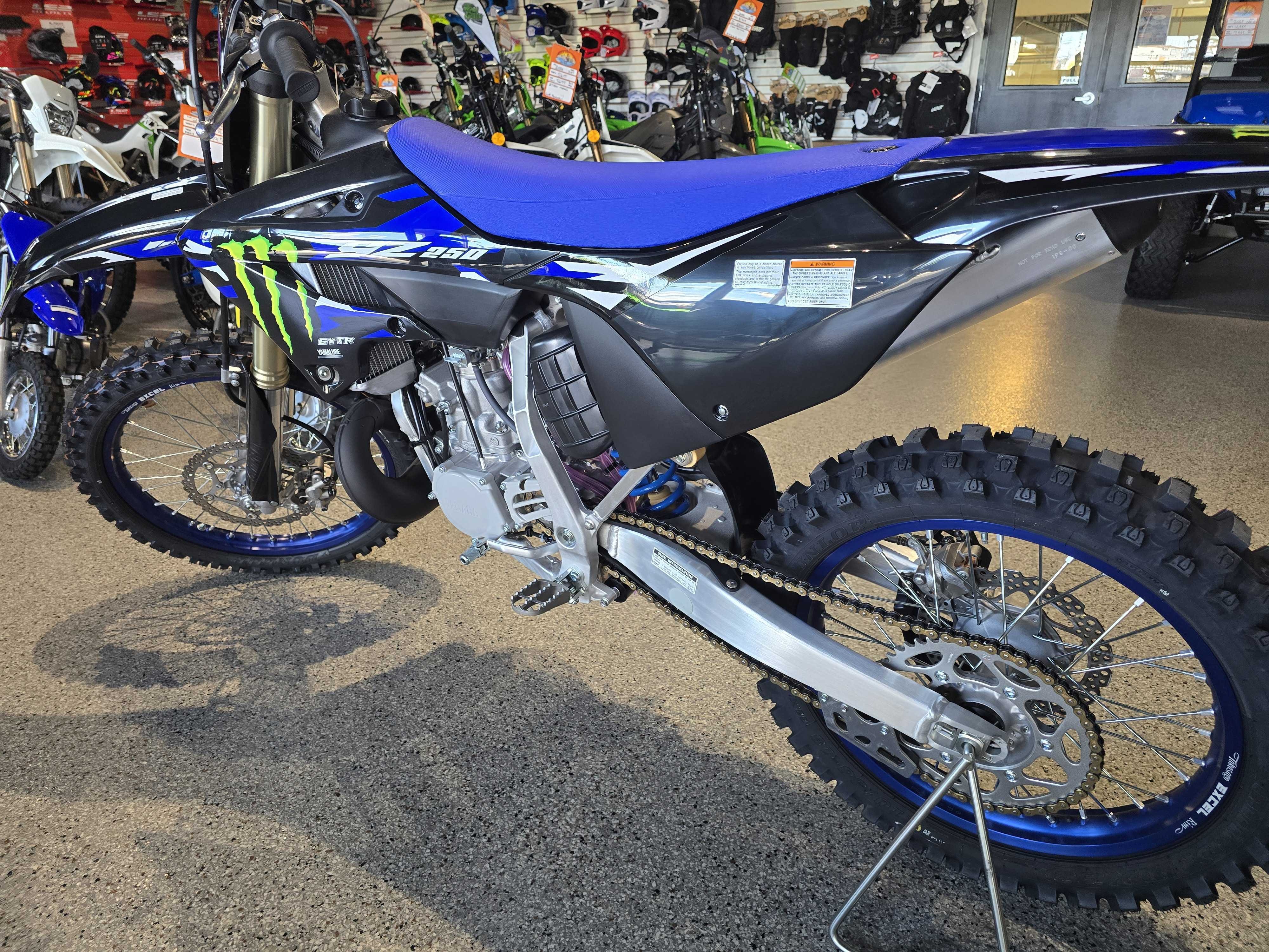 2027 Yamaha YZ250 Monster Energy Edition 5