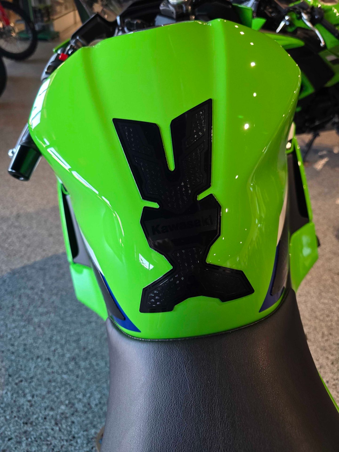 2026 Kawasaki Ninja® 500 SE ABS 6