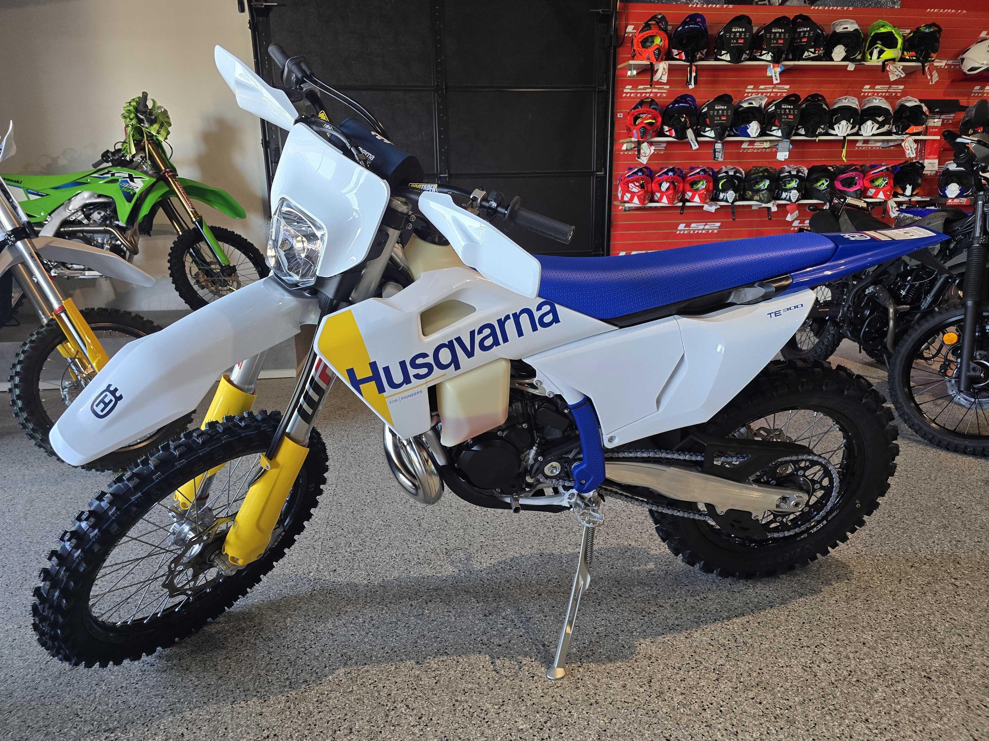 2027 Husqvarna TE 300 6