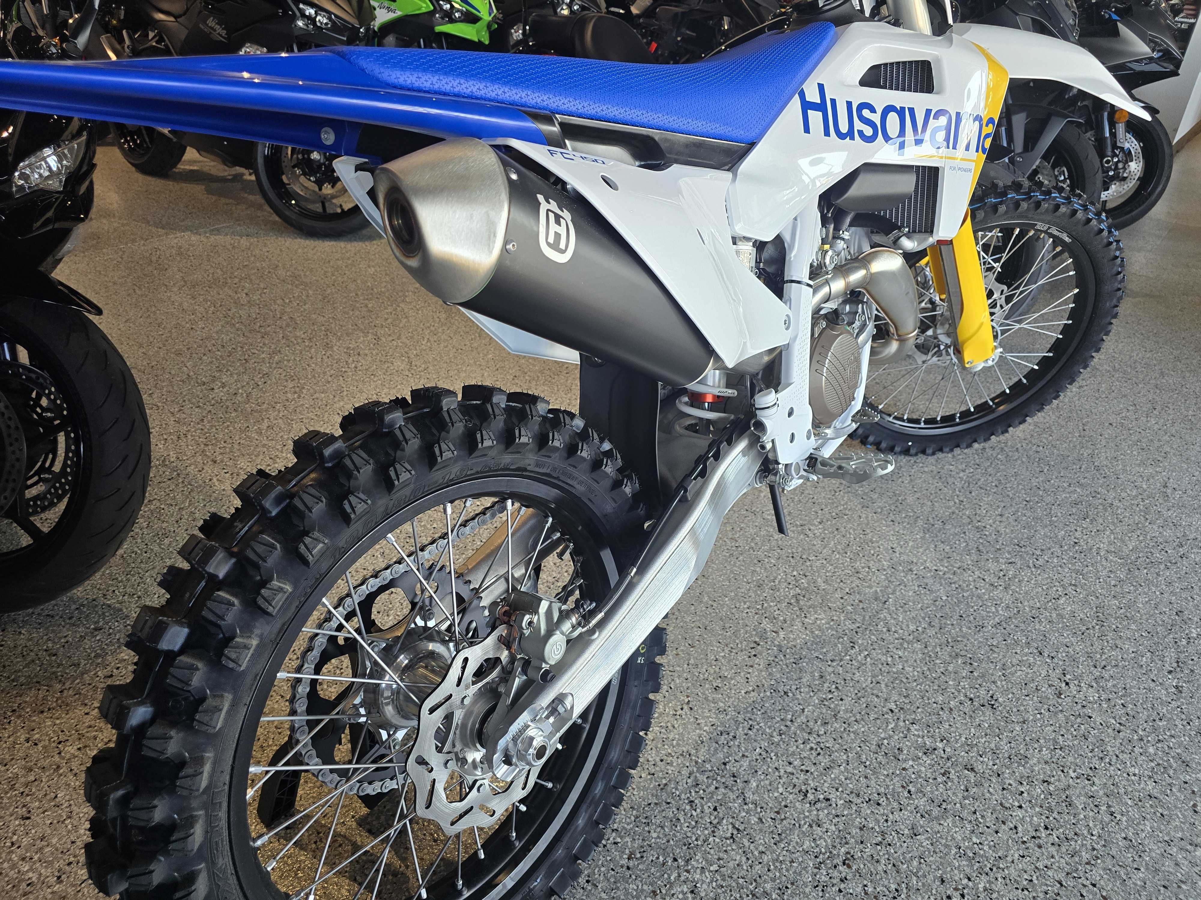 2027 Husqvarna FC 450 8