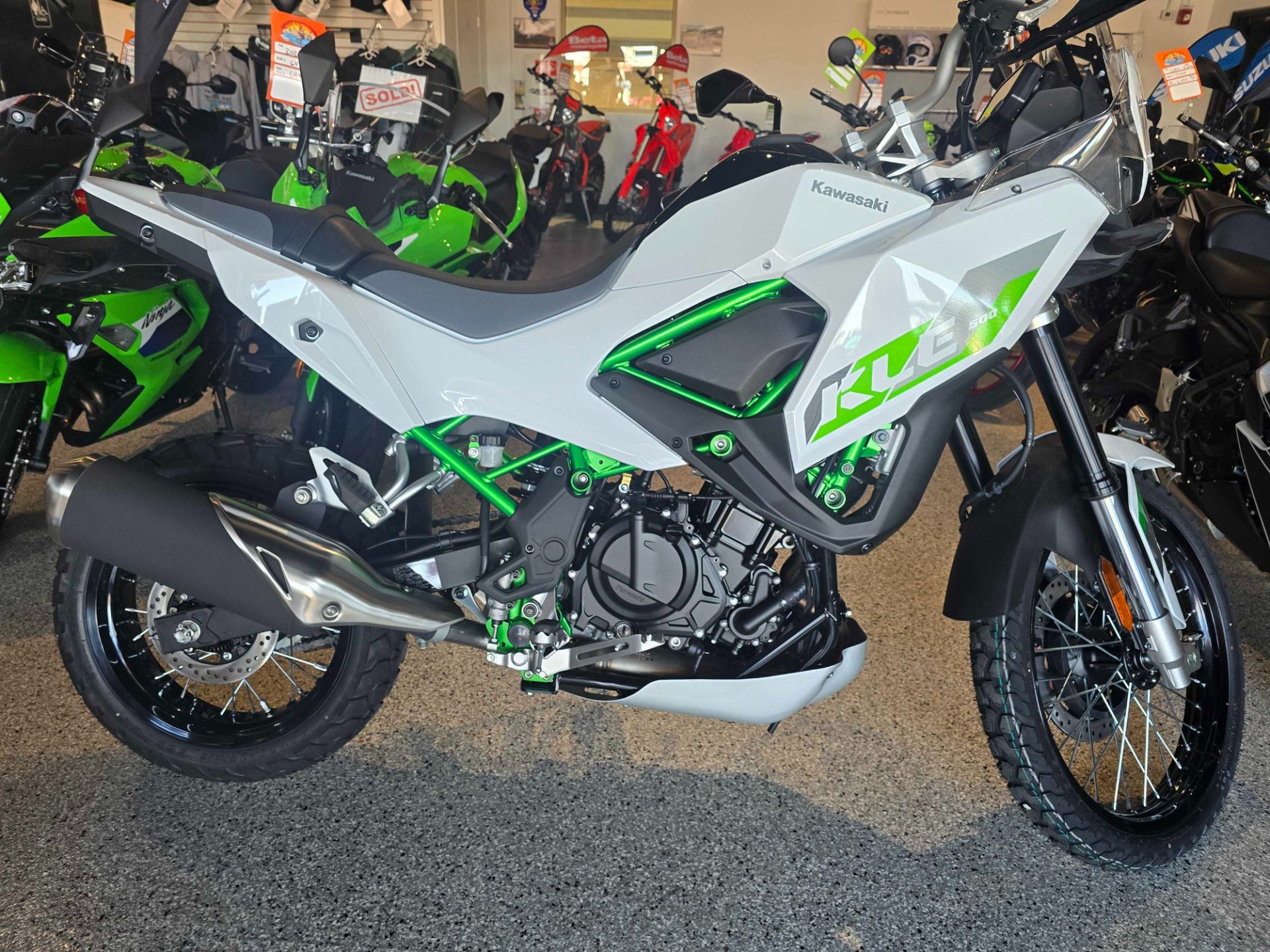 2026 Kawasaki KLE®500 SE ABS 1