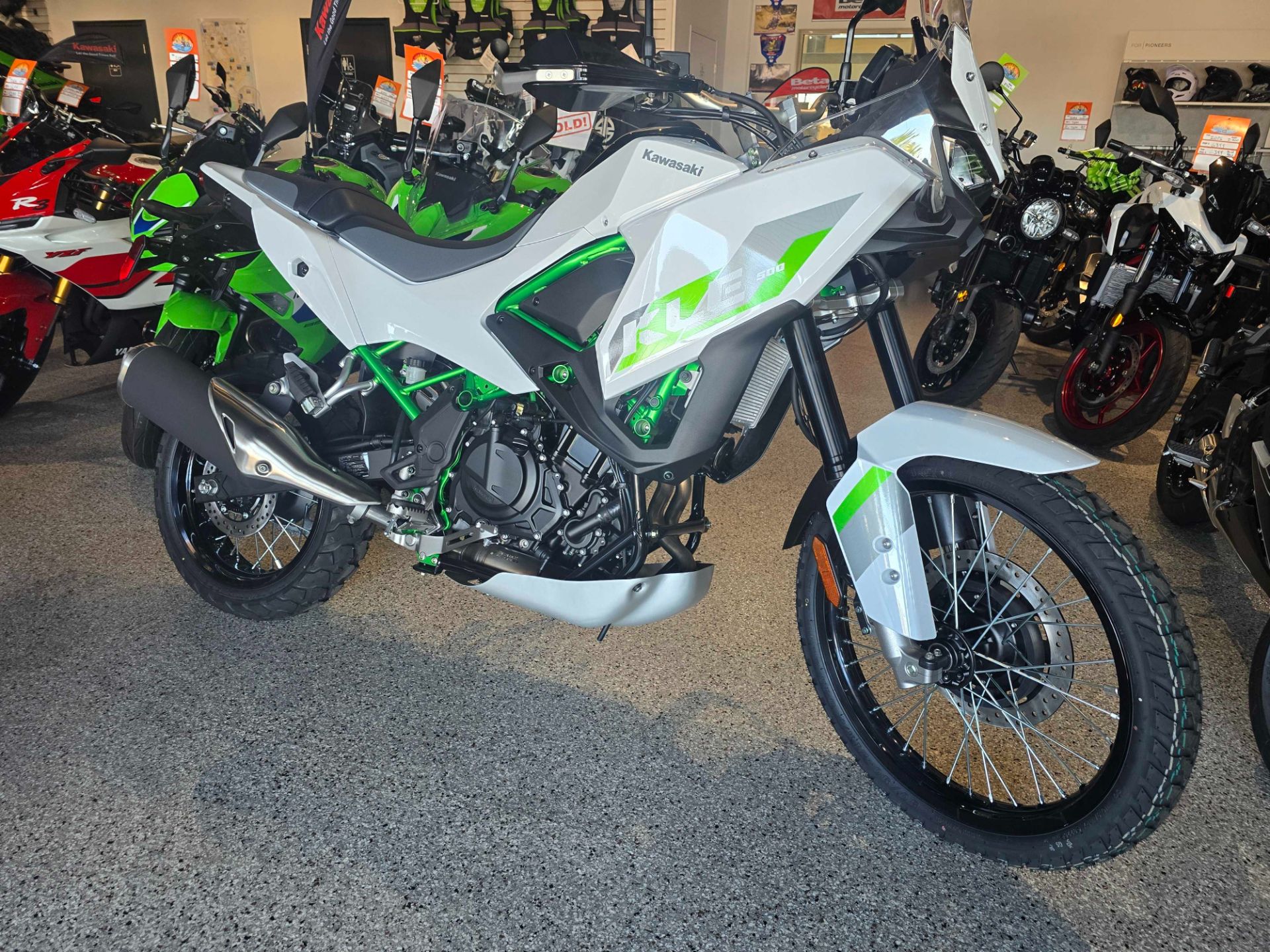 2026 Kawasaki KLE®500 SE ABS 3