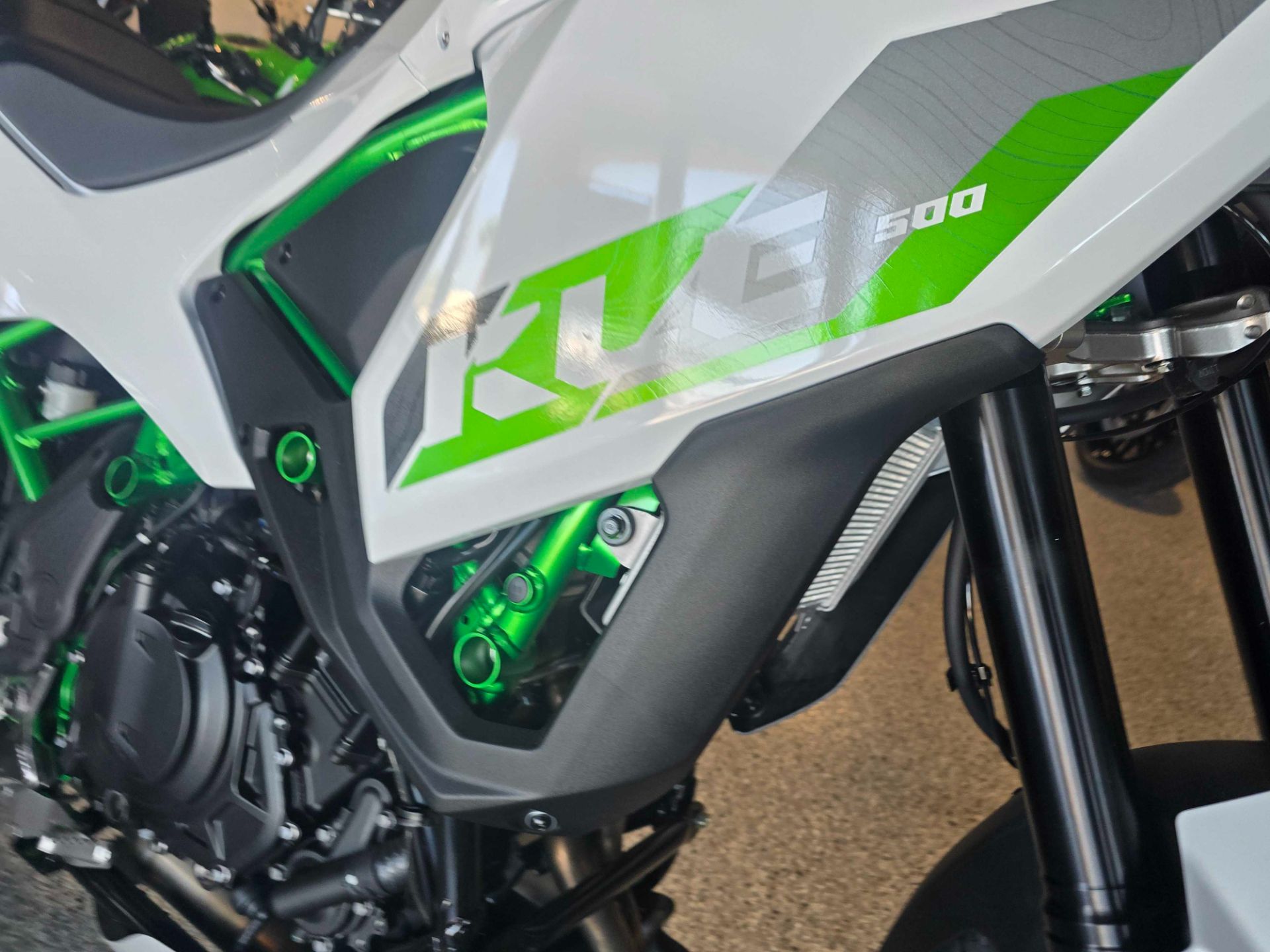 2026 Kawasaki KLE®500 SE ABS 4