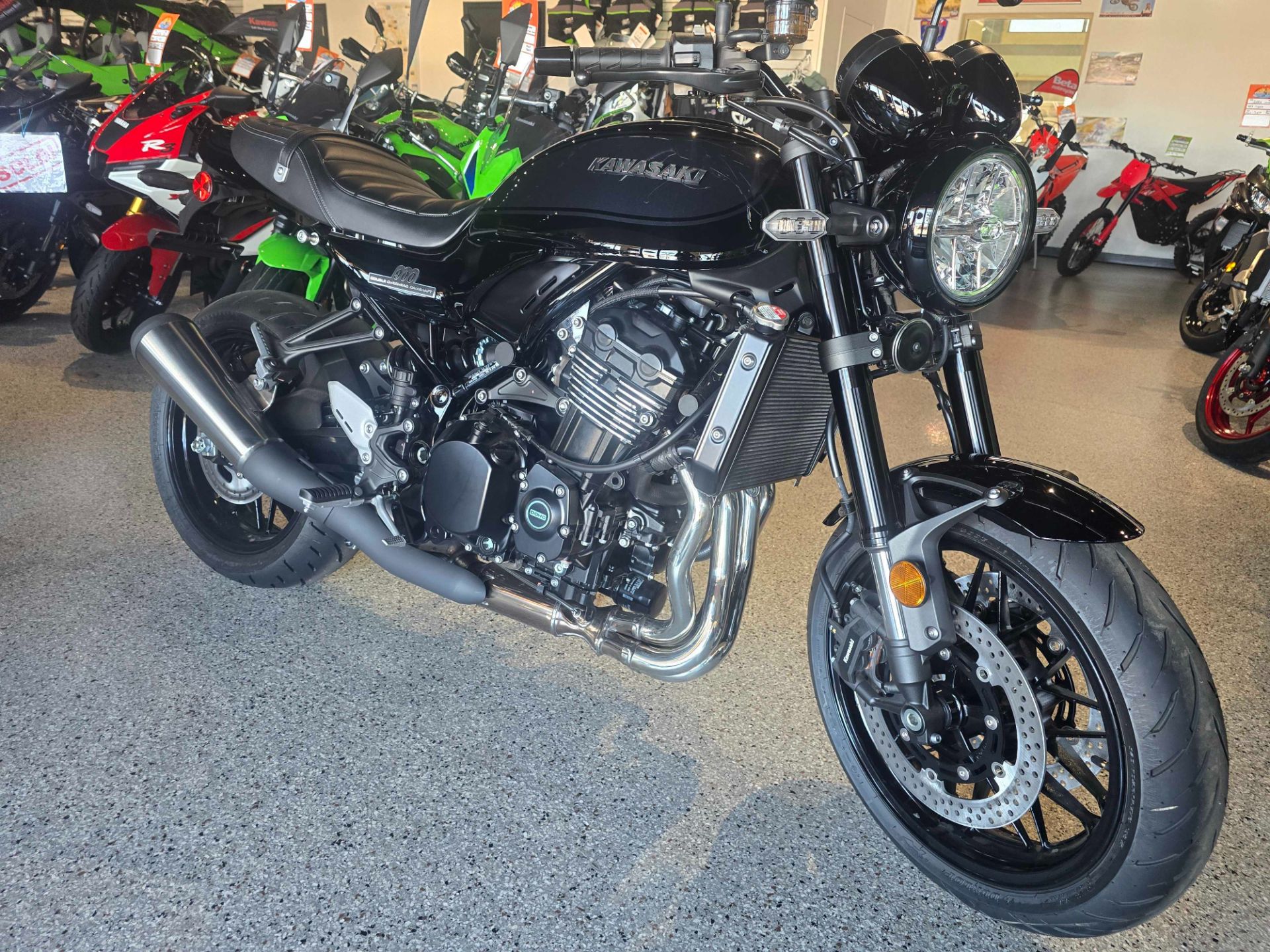 2026 Kawasaki Z900RS ABS 3