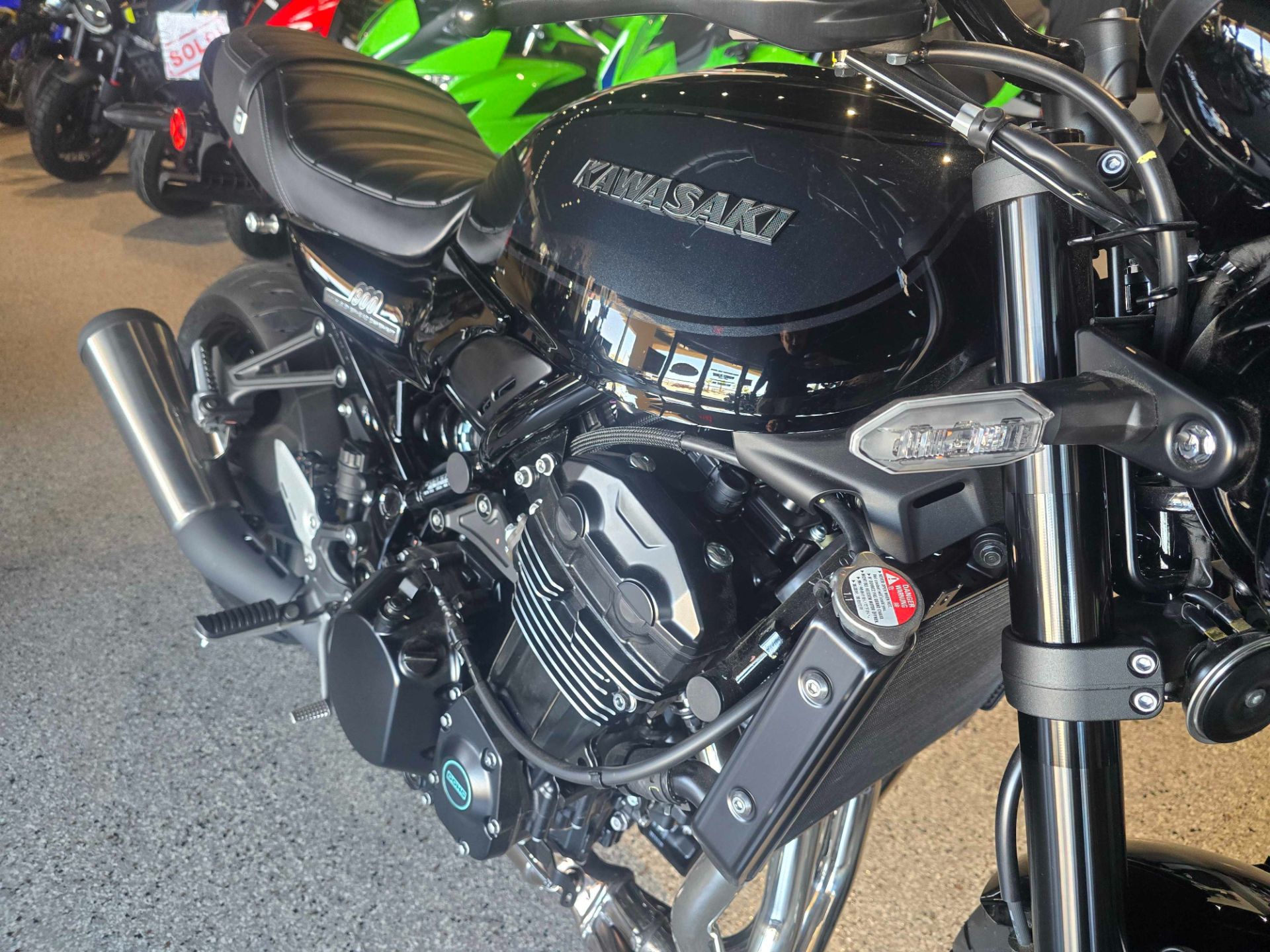 2026 Kawasaki Z900RS ABS 4
