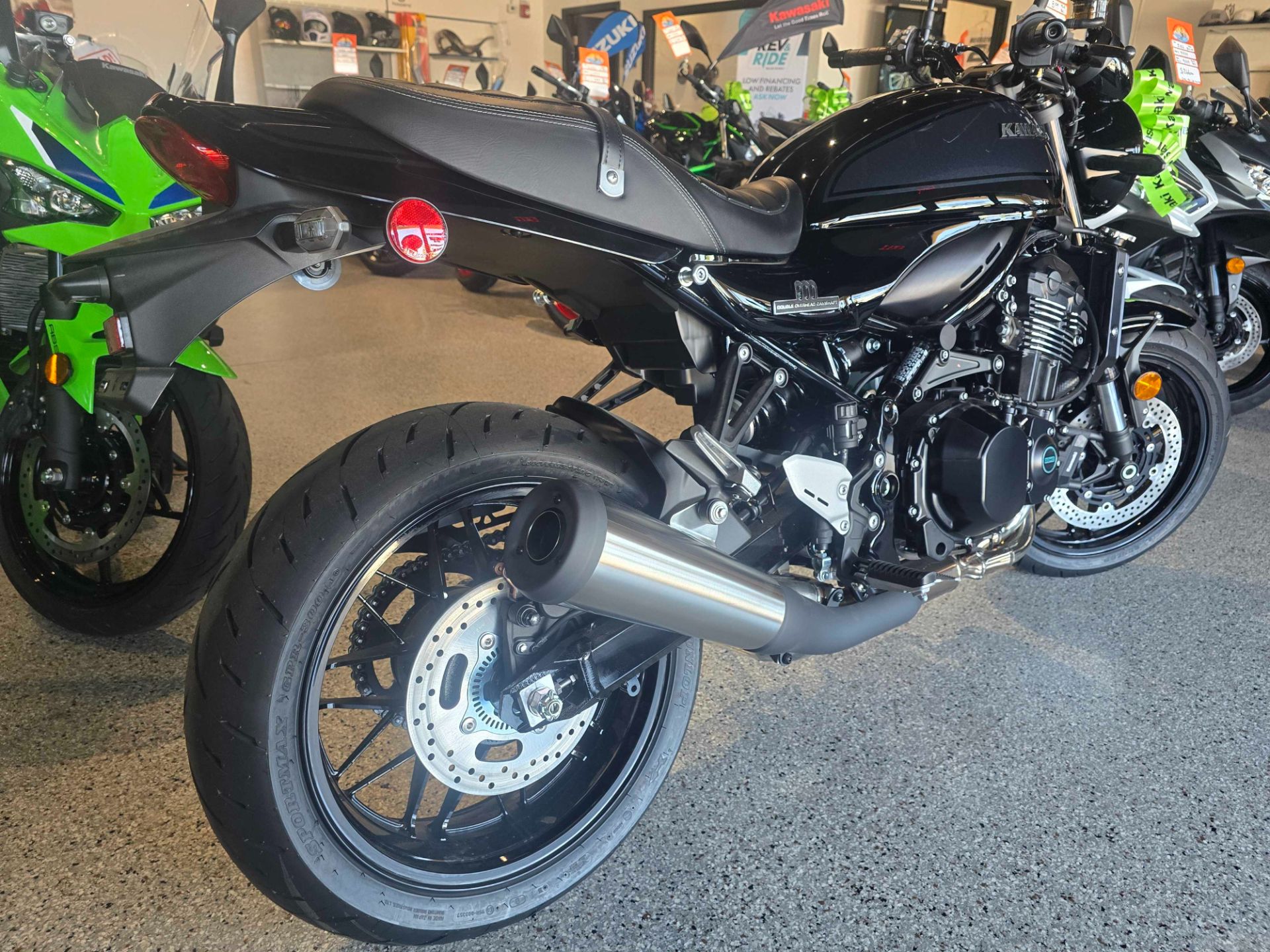 2026 Kawasaki Z900RS ABS 5