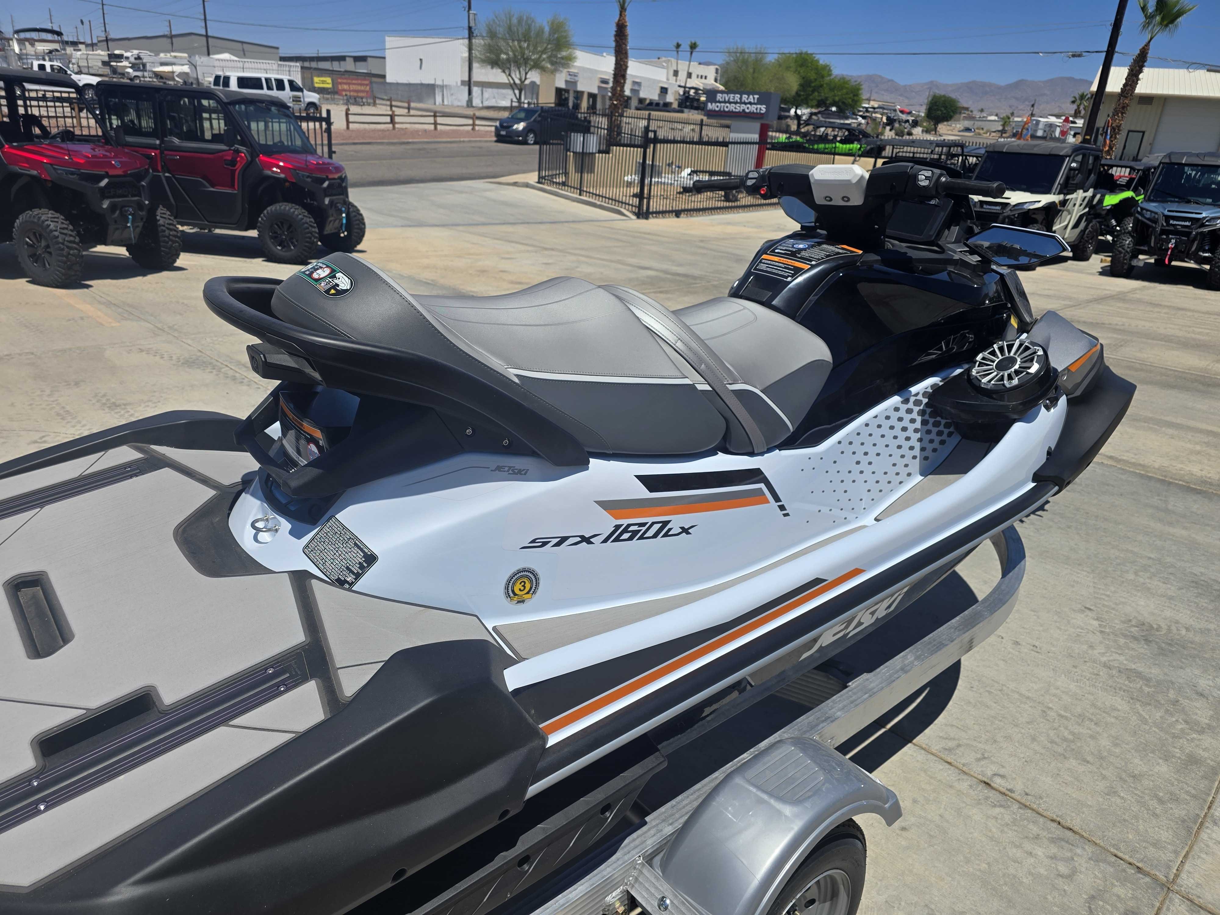 2026 Kawasaki Jet Ski® STX® 160LX 9