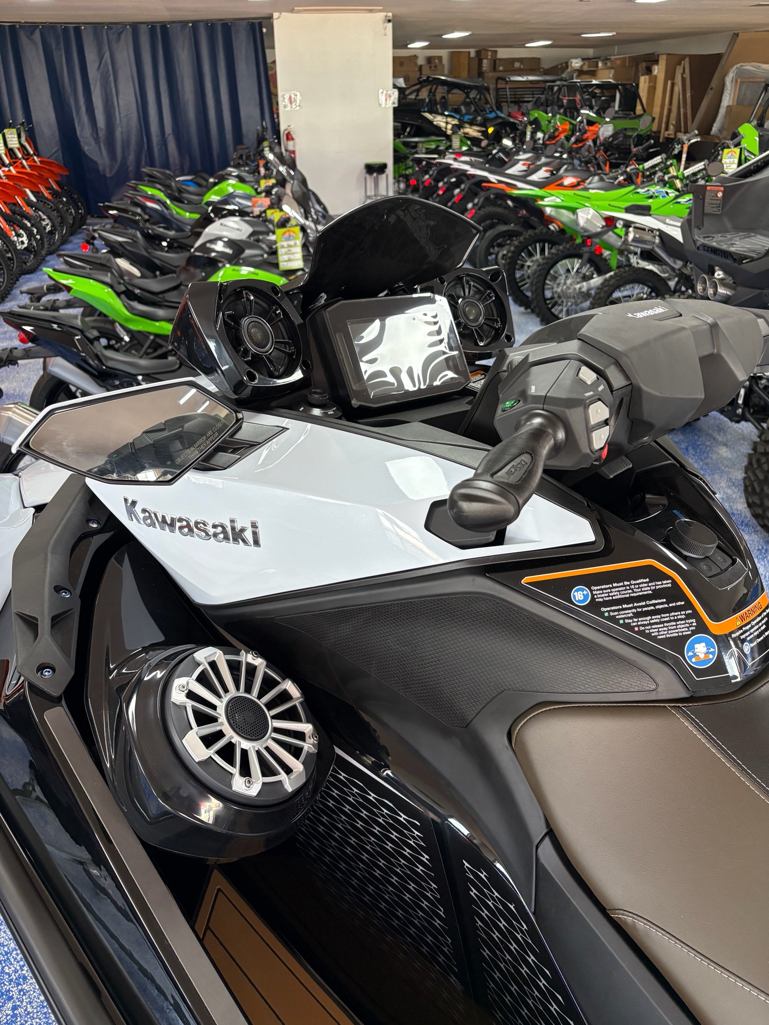 2026 Kawasaki Jet Ski® Ultra® 160LX 4