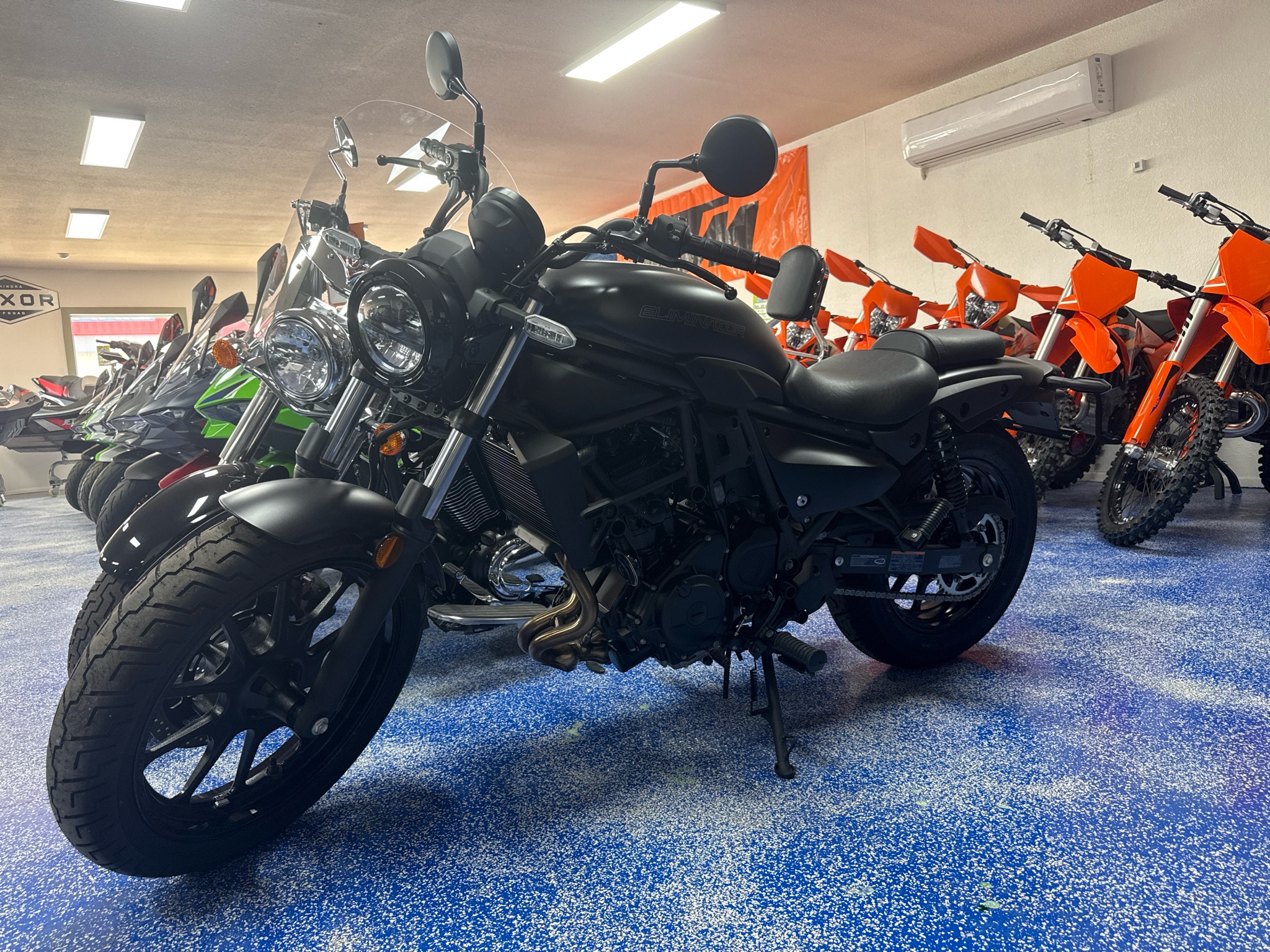2025 Kawasaki Eliminator® ABS 1