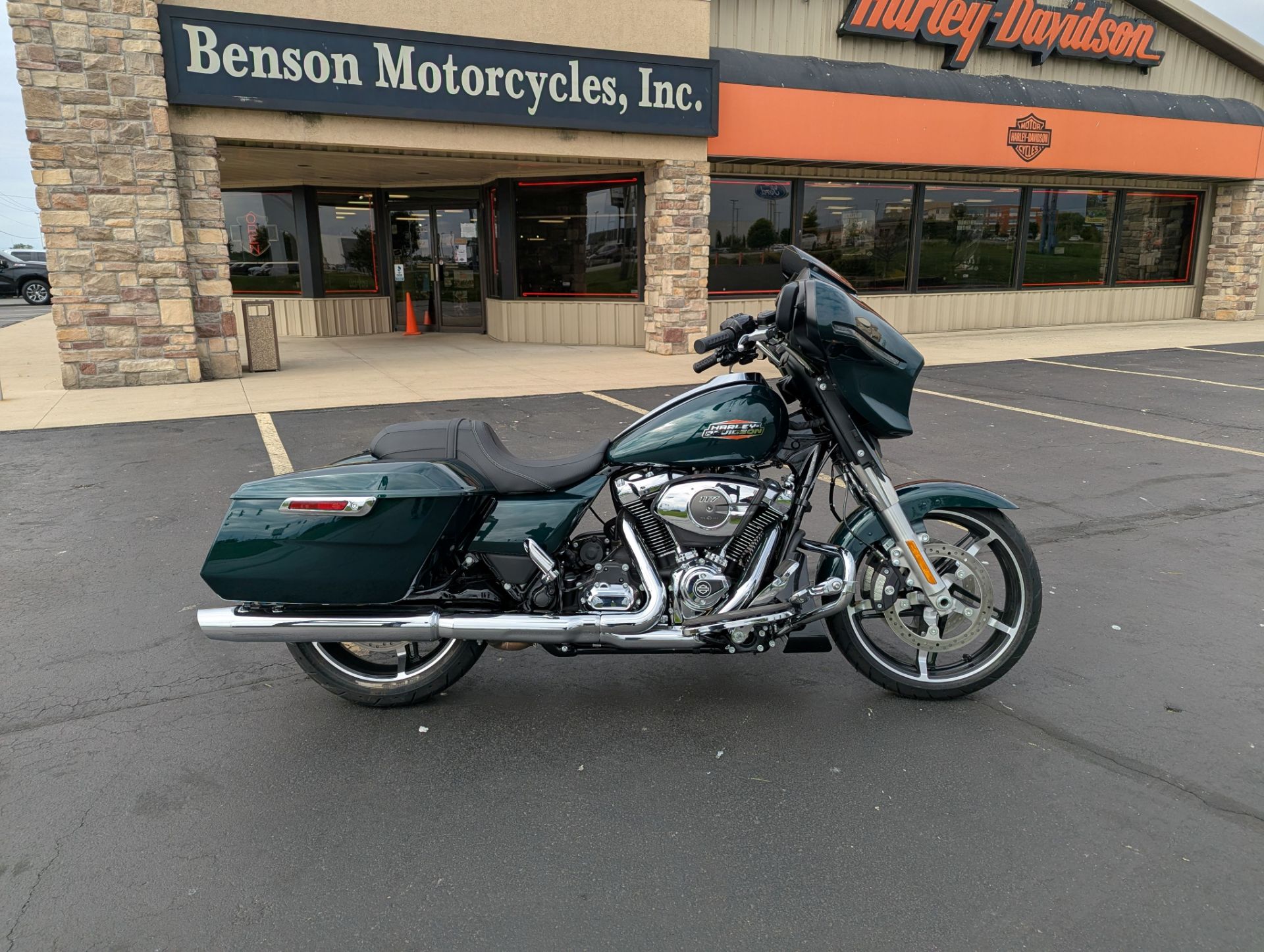 New 2024 Harley-Davidson Street Glide® Alpine Green (Chrome Finish