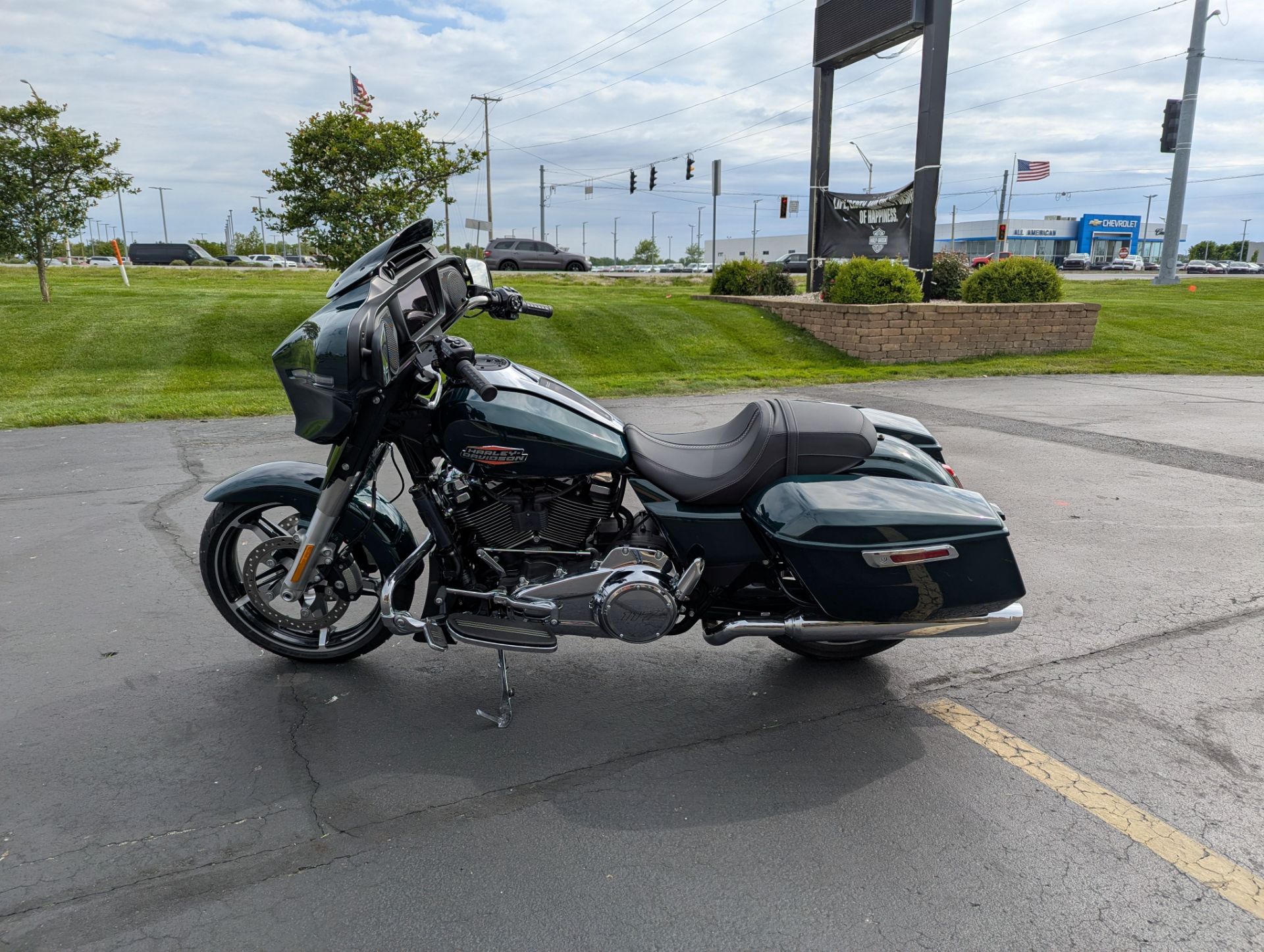 New 2024 Harley-Davidson Street Glide® Alpine Green (Chrome Finish