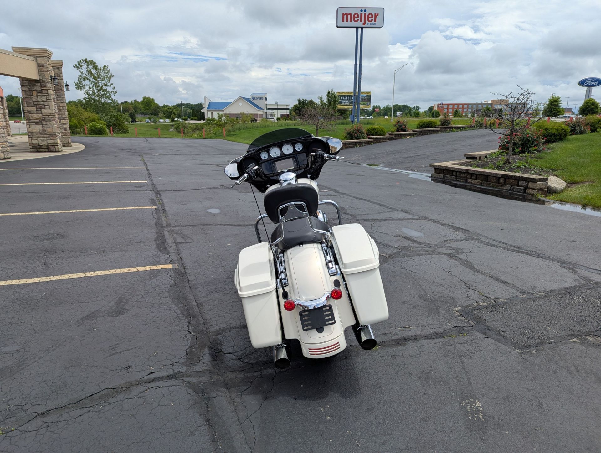 2014 Harley-Davidson Street Glide® Special 4