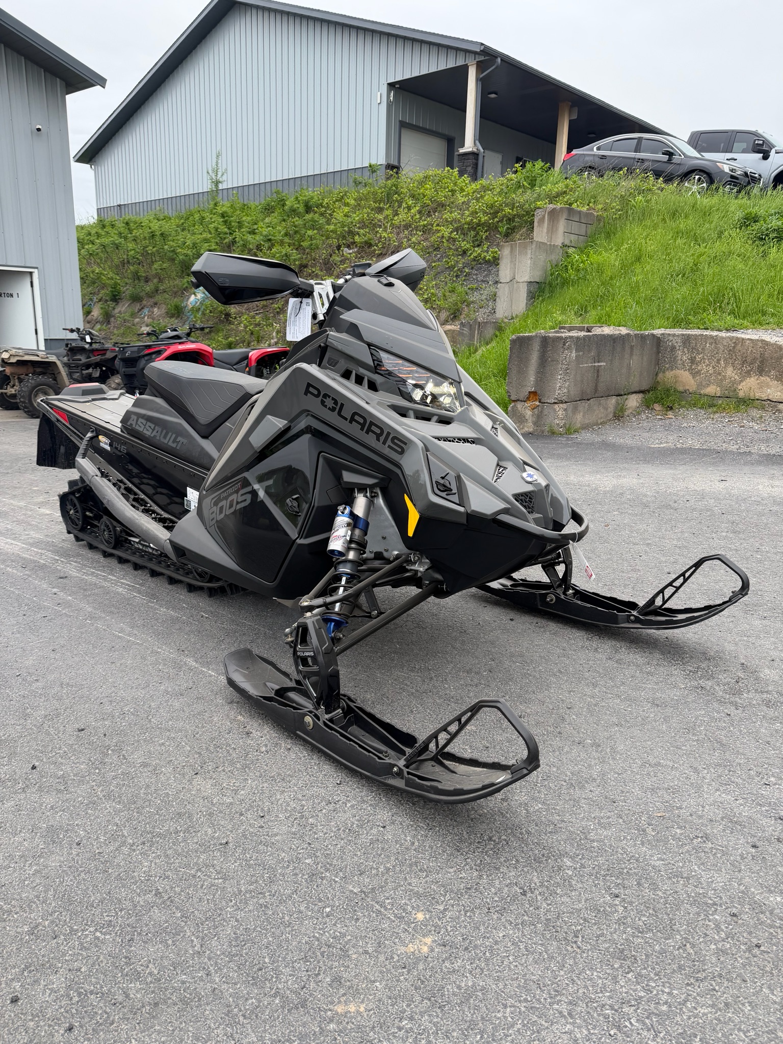 2025 Polaris Patriot Boost Switchback Assault 146 SC ES 1