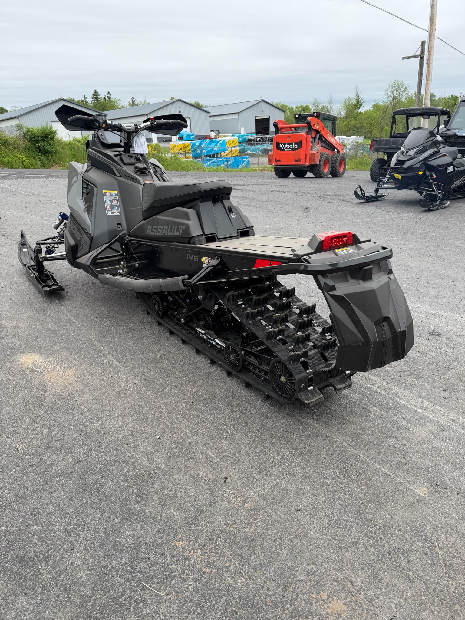 2025 Polaris Patriot Boost Switchback Assault 146 SC ES 7