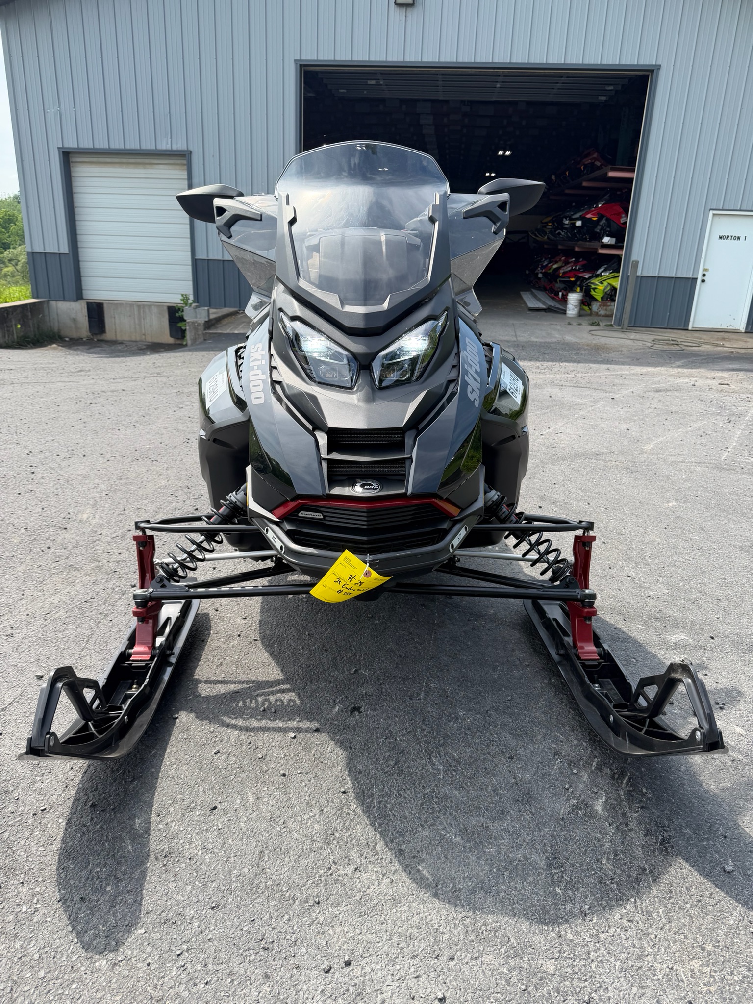 2025 Ski-Doo Renegade Adrenaline w/ Enduro Package 900 ACE Turb 2