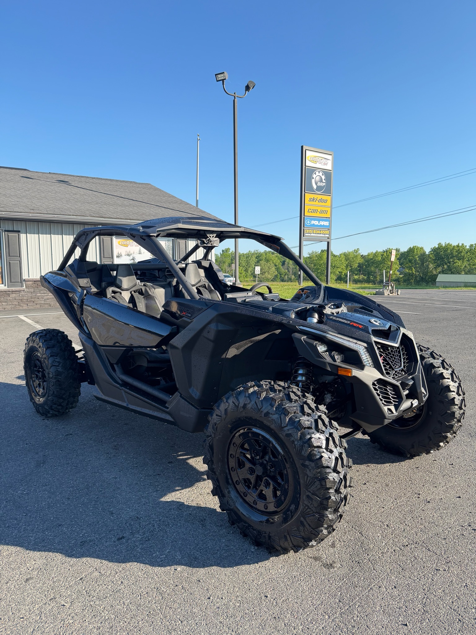 2026 Can-Am™ Maverick X3 X DS TURBO RR 1