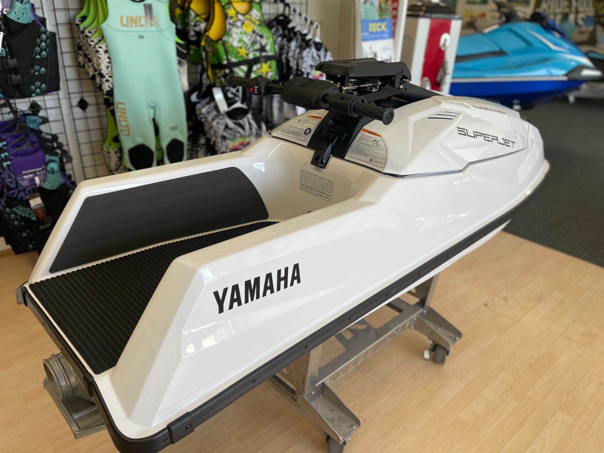 2025 Yamaha SuperJet in Phoenix, Arizona - Photo 4