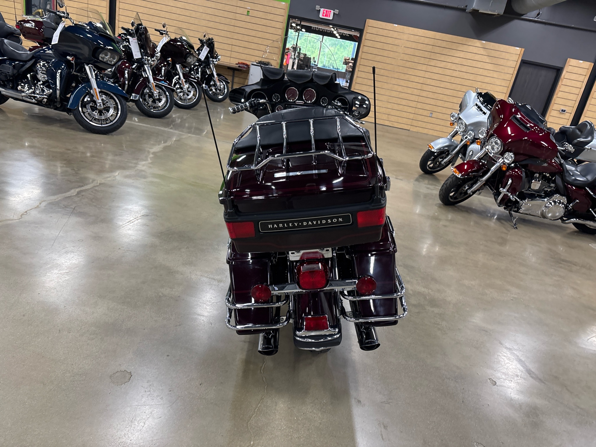 2005 Harley-Davidson FLHTCUI Ultra Classic® Electra Glide® 3