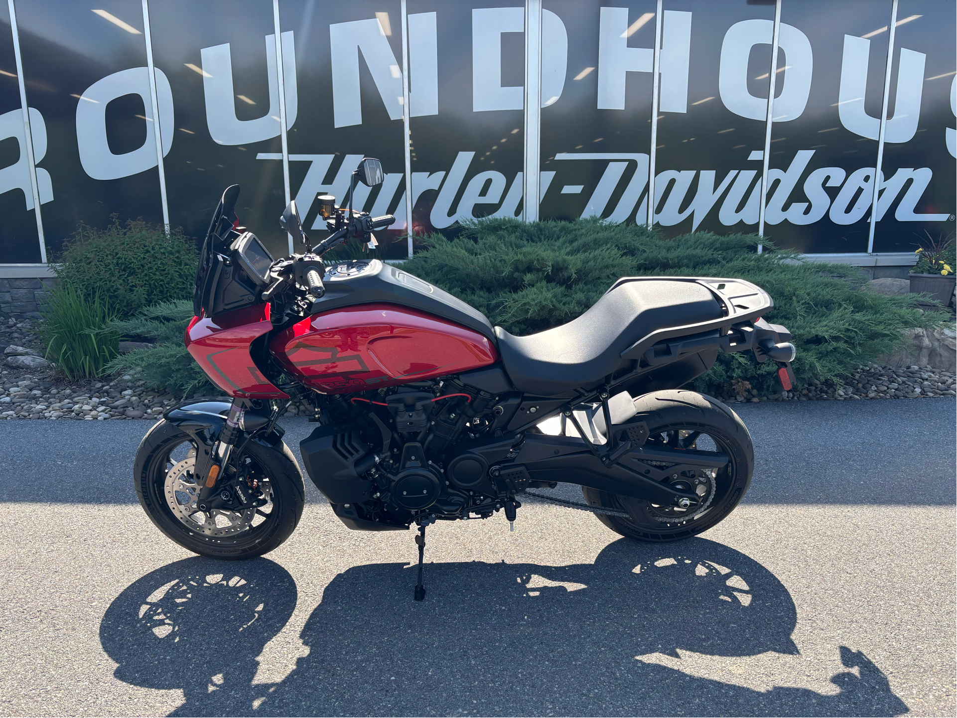 2025 Harley-Davidson Pan America® 1250 ST 3